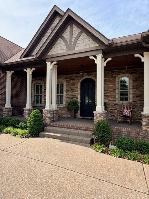 145 Windmill Pointe Cir
