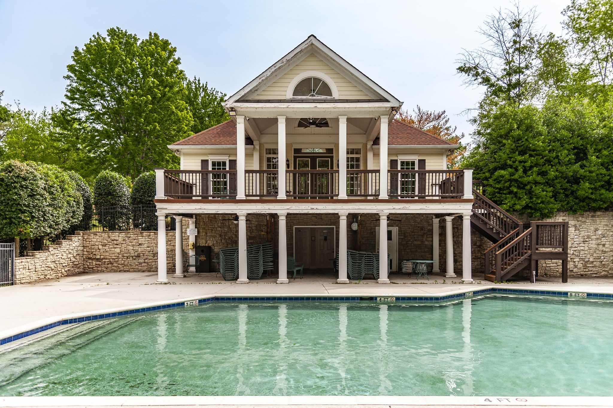 Hendersonville, Tennessee, 37075, United States, 3 Bedrooms Bedrooms, ,4 BathroomsBathrooms,Residential,Contingent,2052092