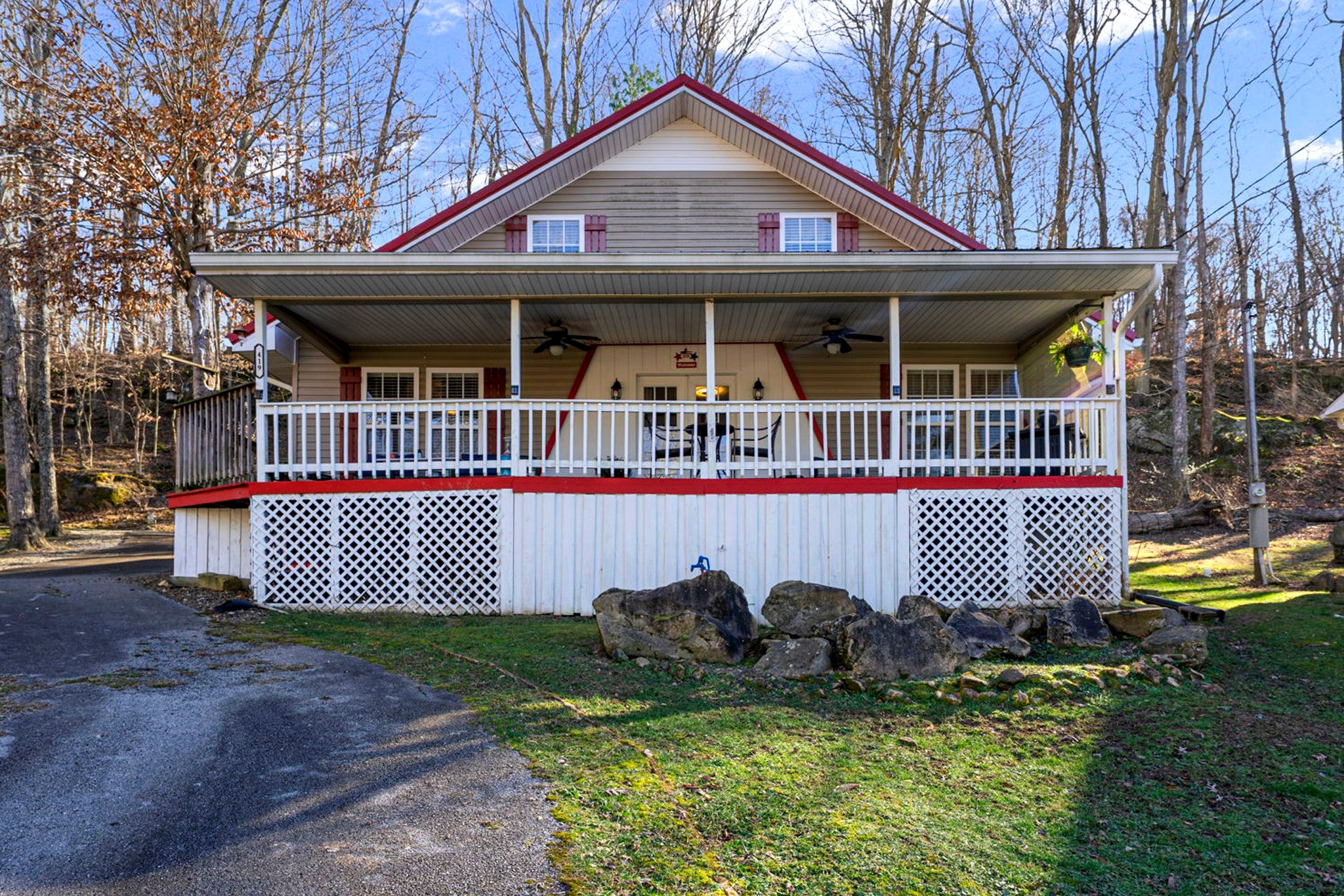 419 Jackie Dukes Dr