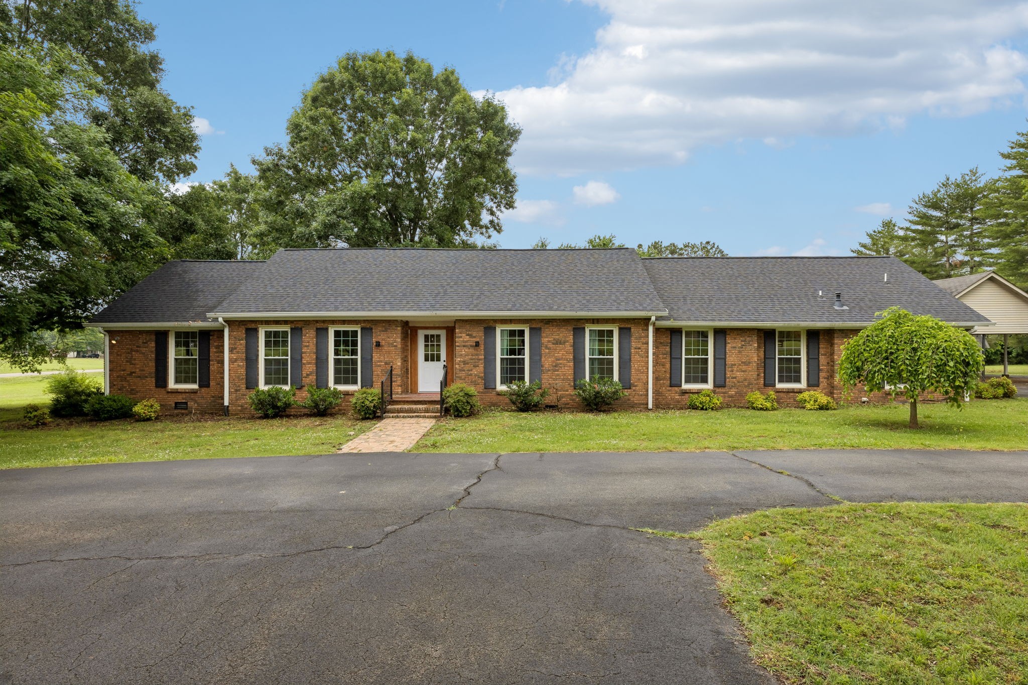 1701 Logan Dr