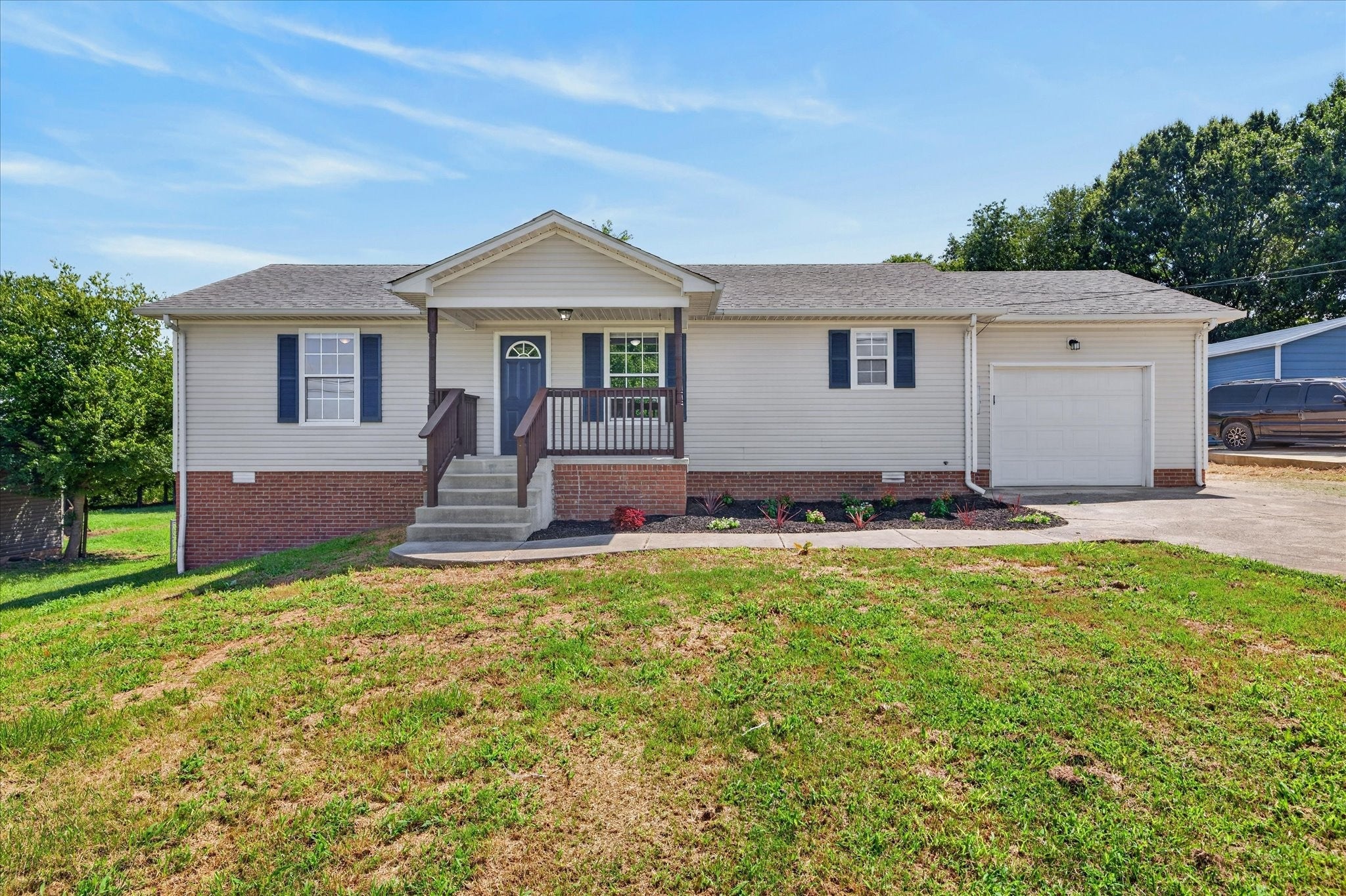 1824 Carneal Ln