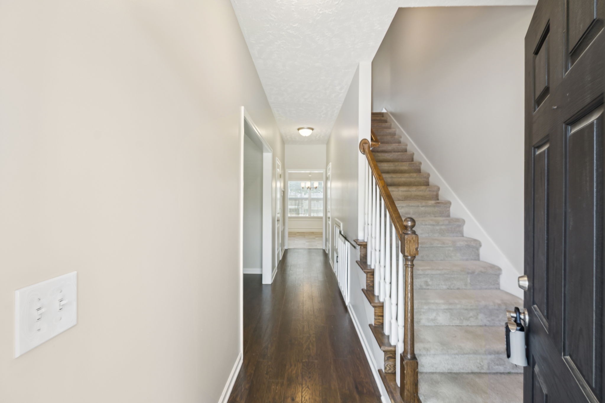 2306 New Holland Cir
