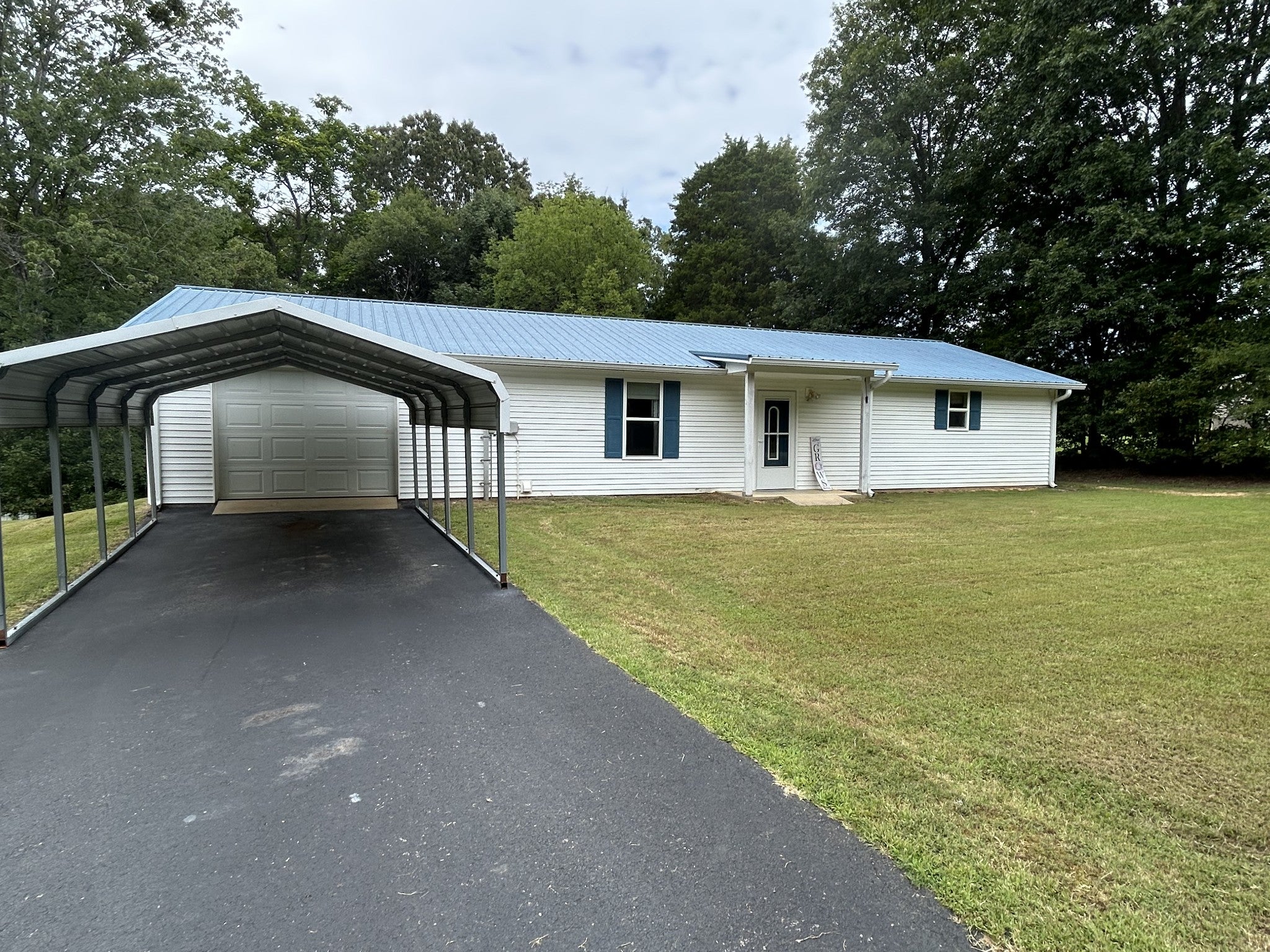 1026 Tom White Rd