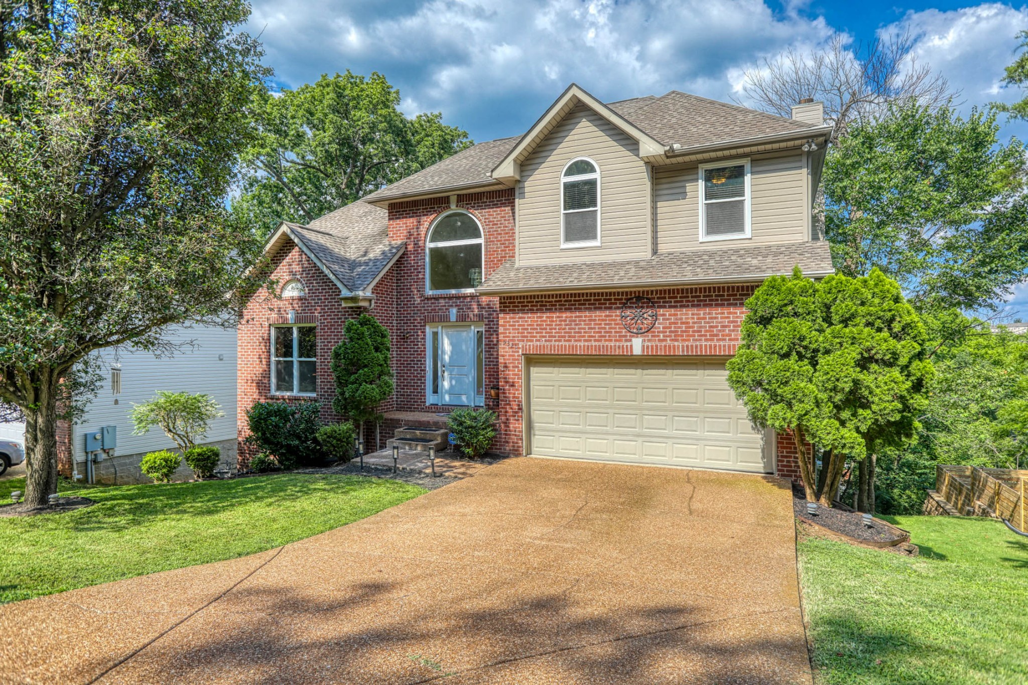 5321 Windypine Dr