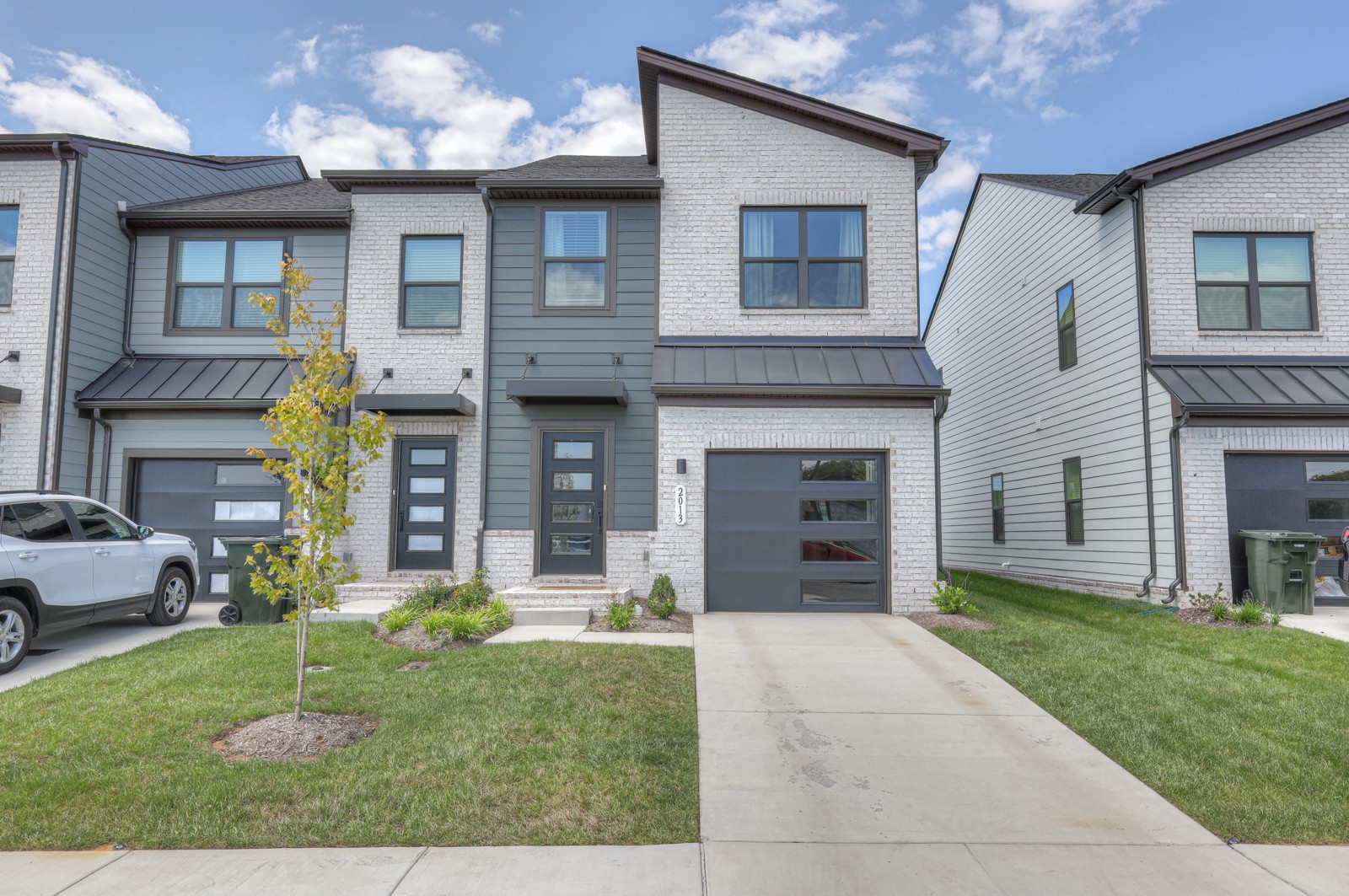 2013 Walnut Ln