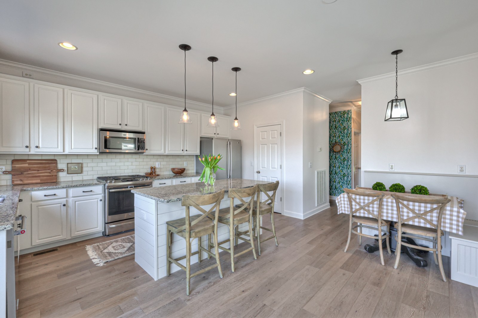 1407 Hanson Dr