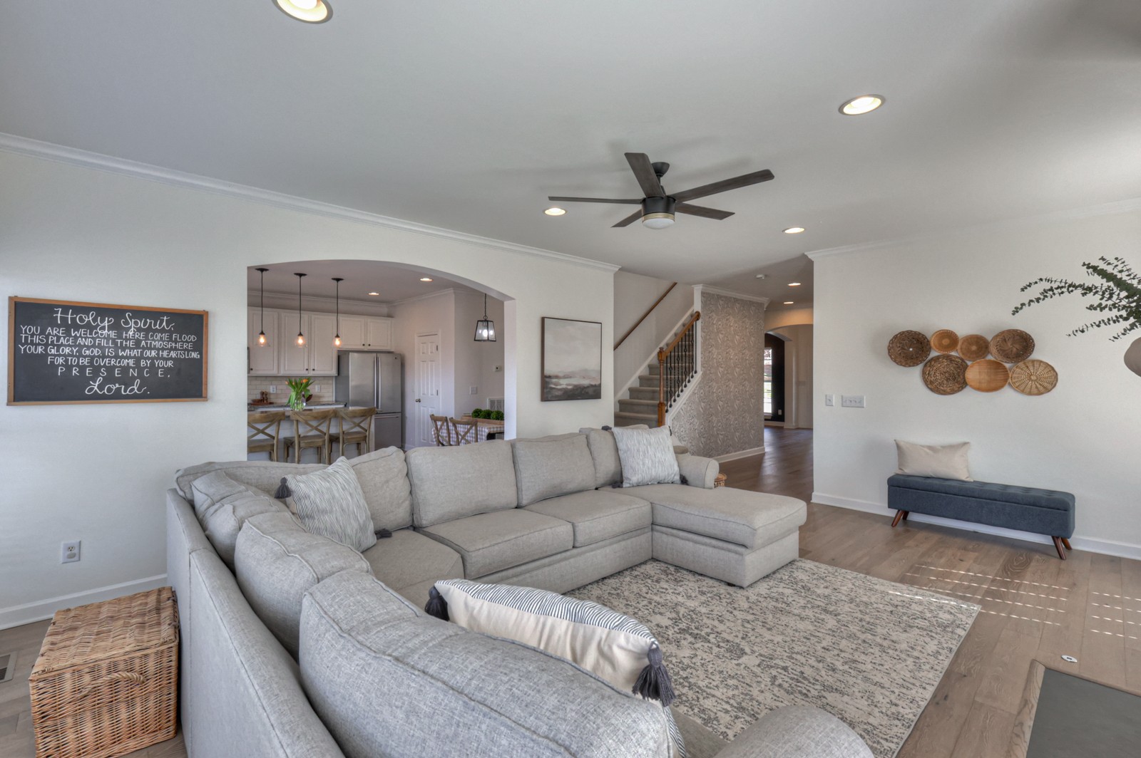 1407 Hanson Dr