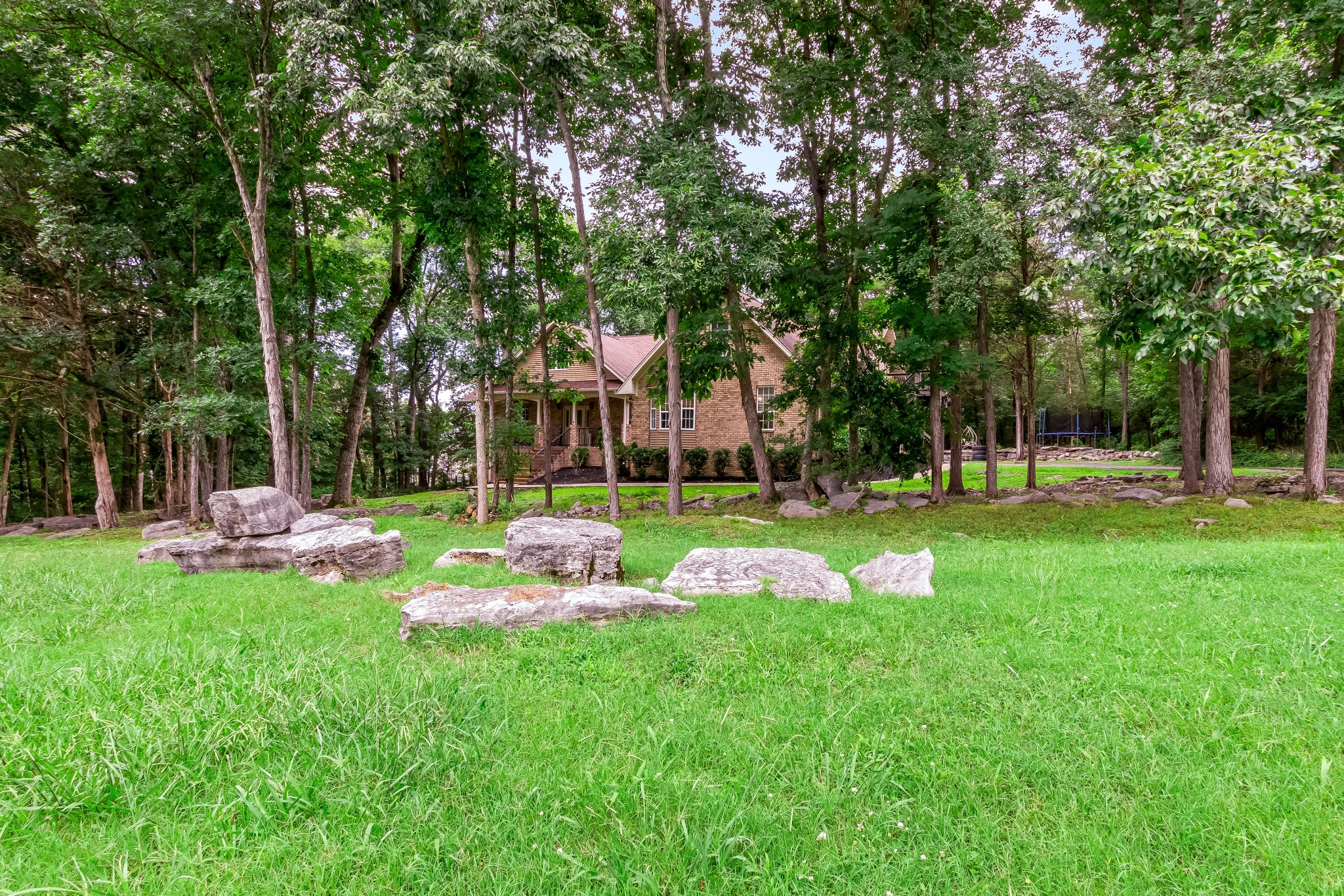404 Foxglove Pl