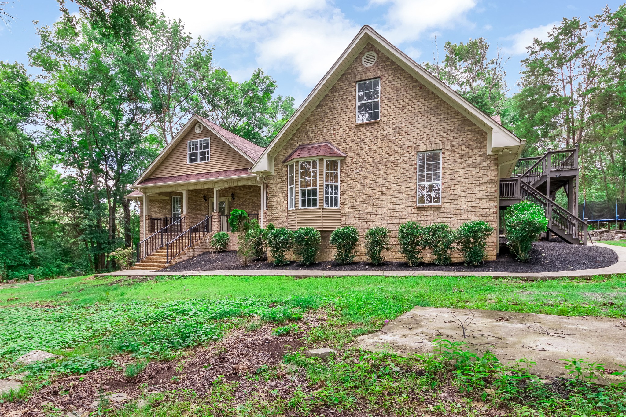 404 Foxglove Pl