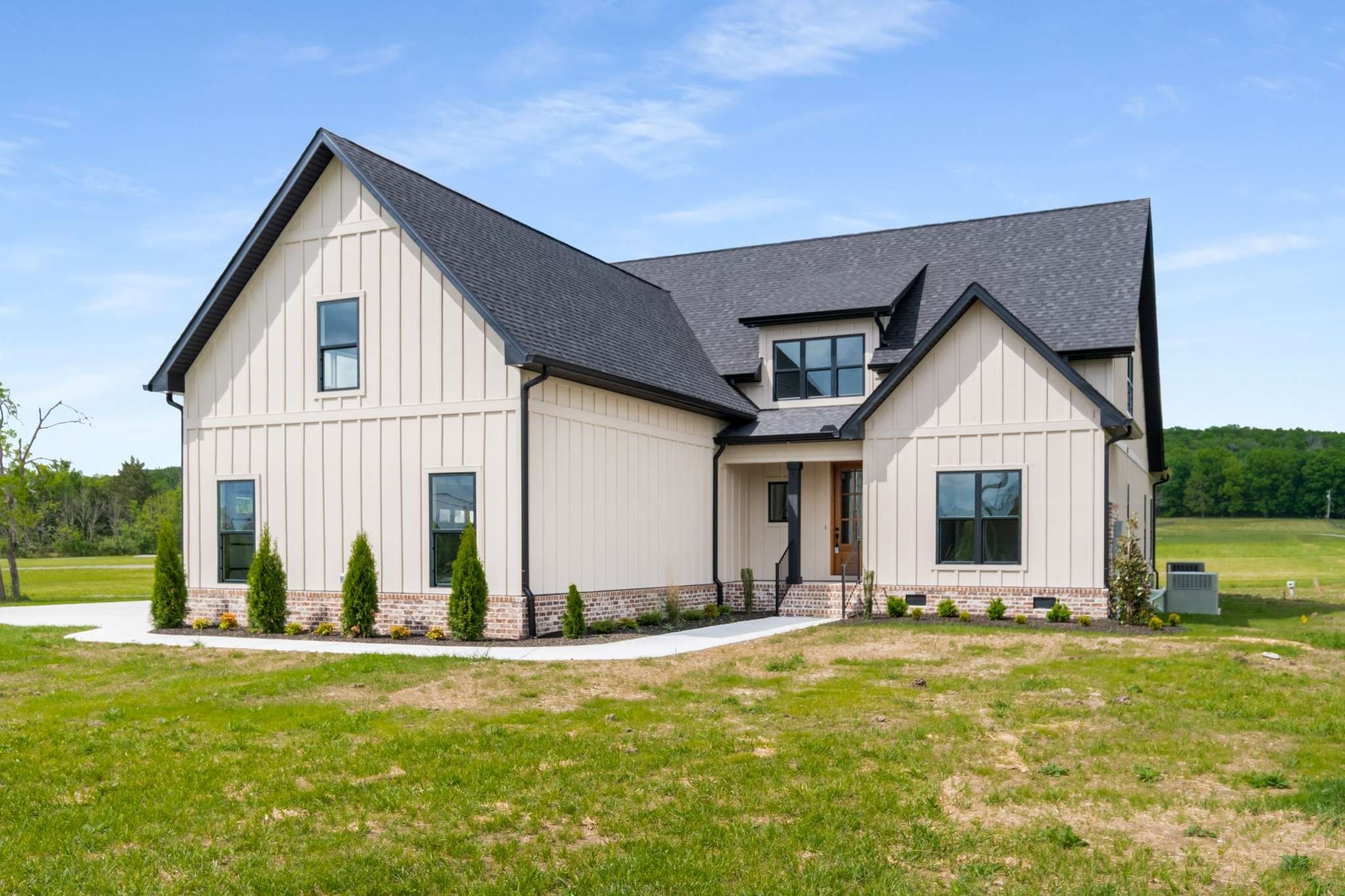 3263 E Jefferson Pike