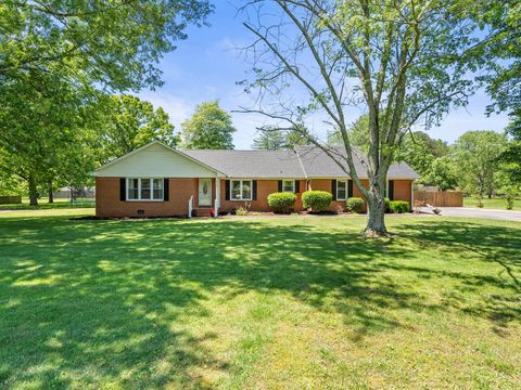 500 Twelve Oaks Rd Tullahoma TN 37388