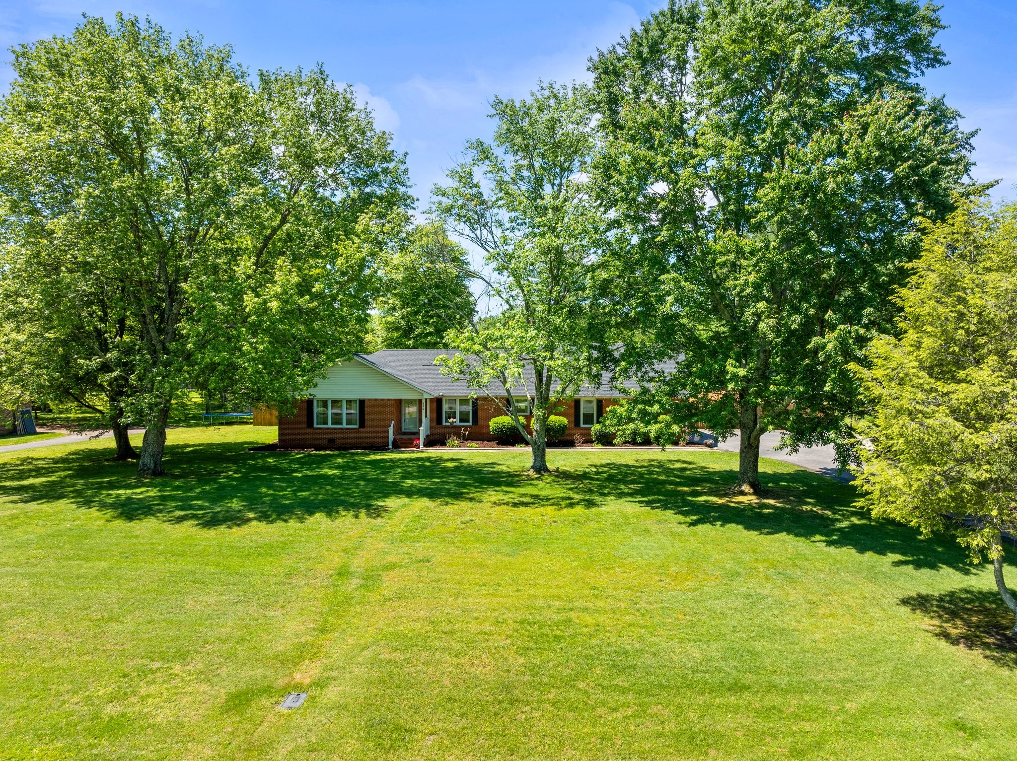 500 Twelve Oaks Rd