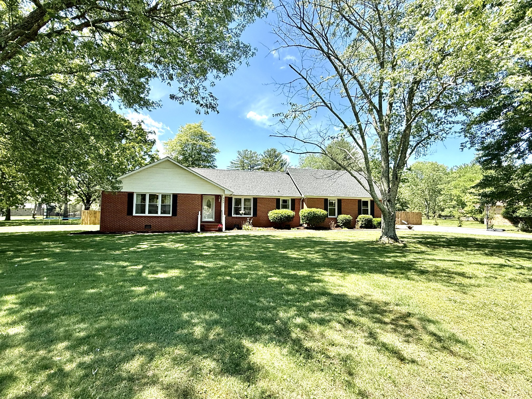 500 Twelve Oaks Rd