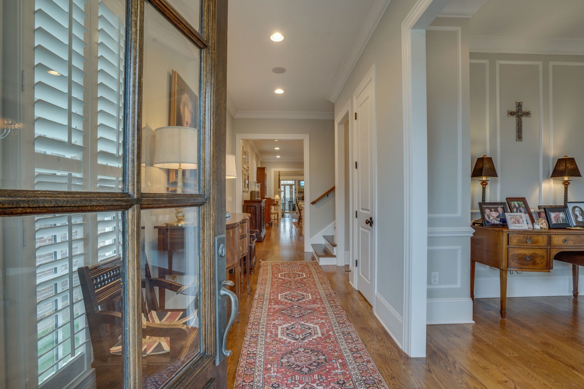 5-bed home for rent in Nashville, TN 37215, 2424a Abbott Martin Rd 2424a Abbott Martin Rd, Nashville TN 37215 5-bed home, photo 2 of 26