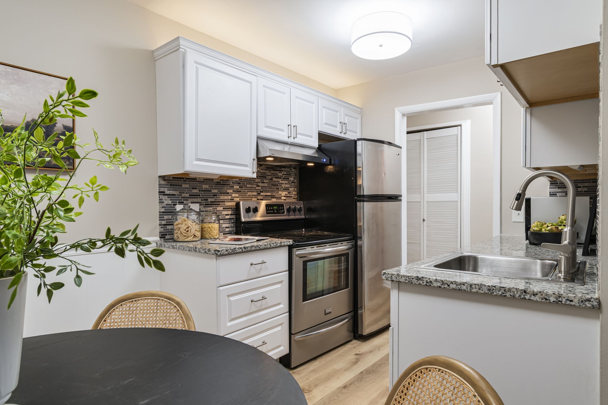 4425 Westlawn Dr D102