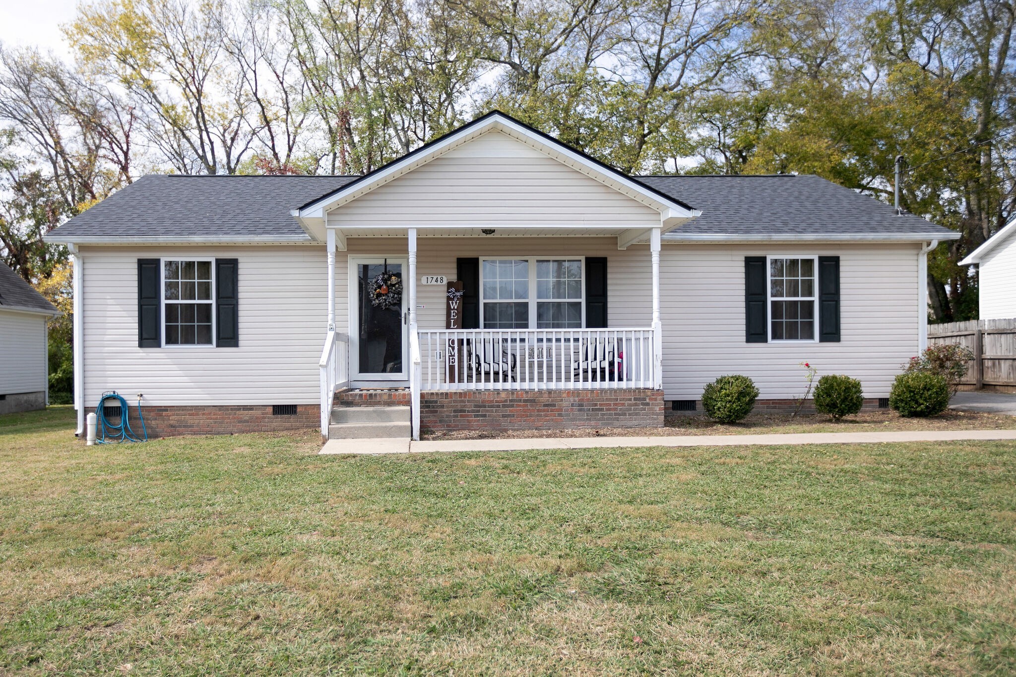 Photo 1 of 17 of 1748 University Dr house