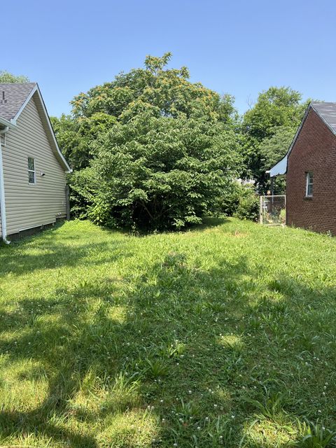 610 26th Ave N Nashville TN 37209