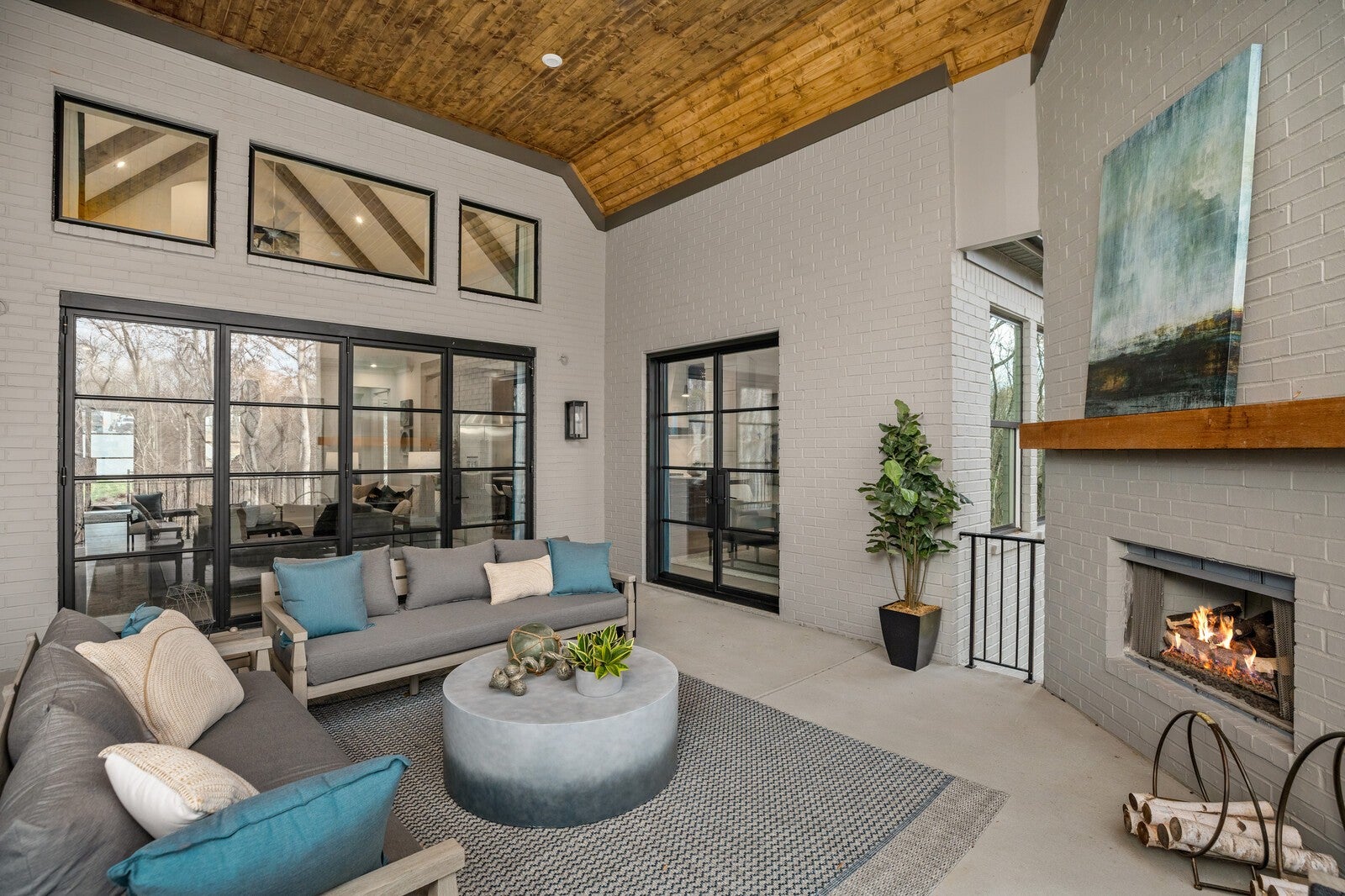 6208 Creole Lane
