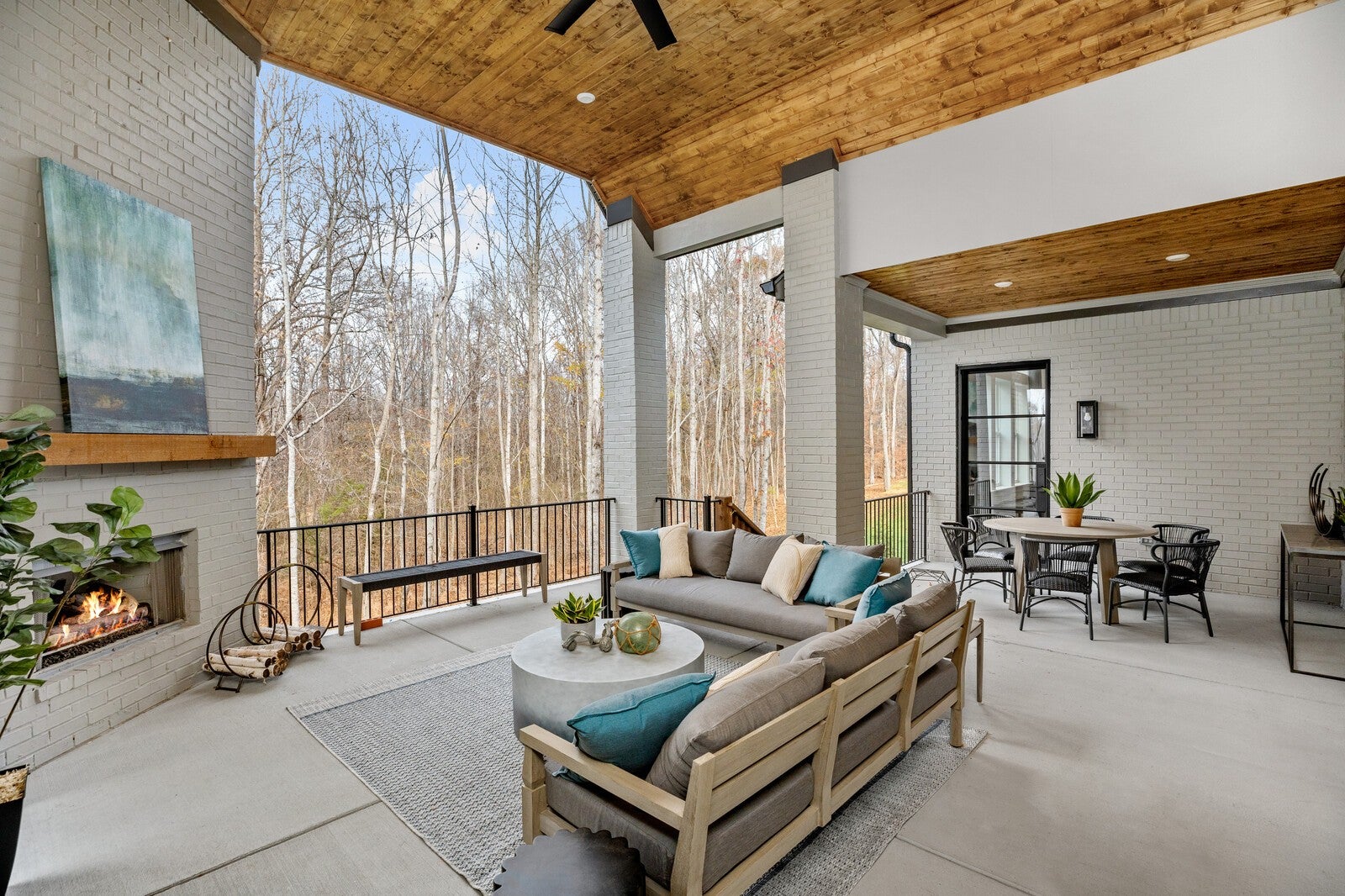 6208 Creole Lane