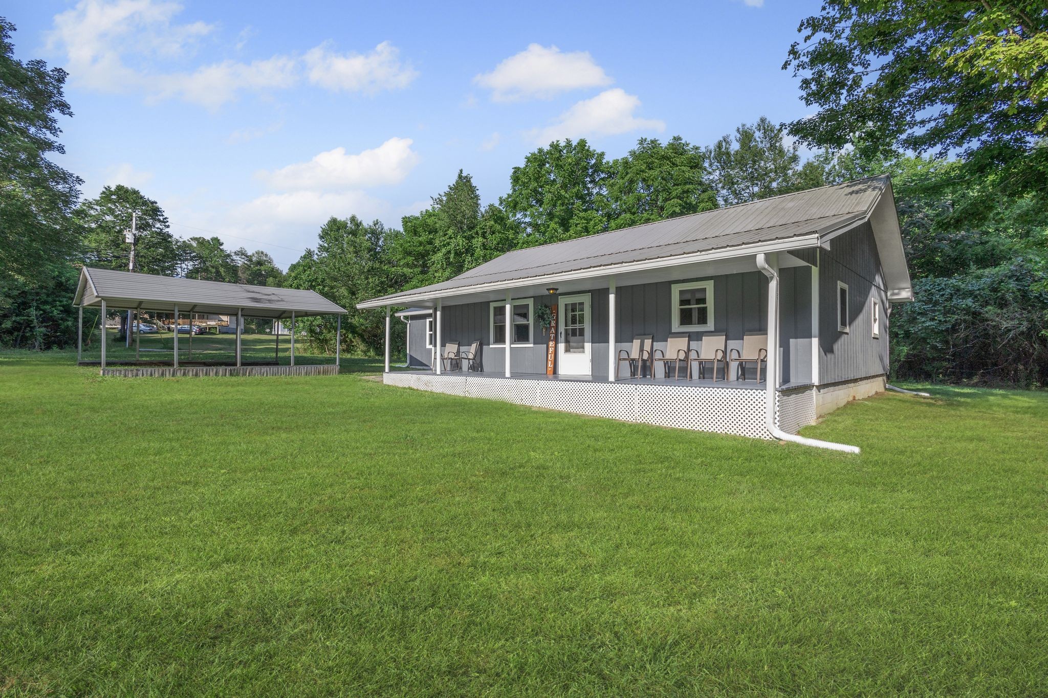 200 Poplar Ln