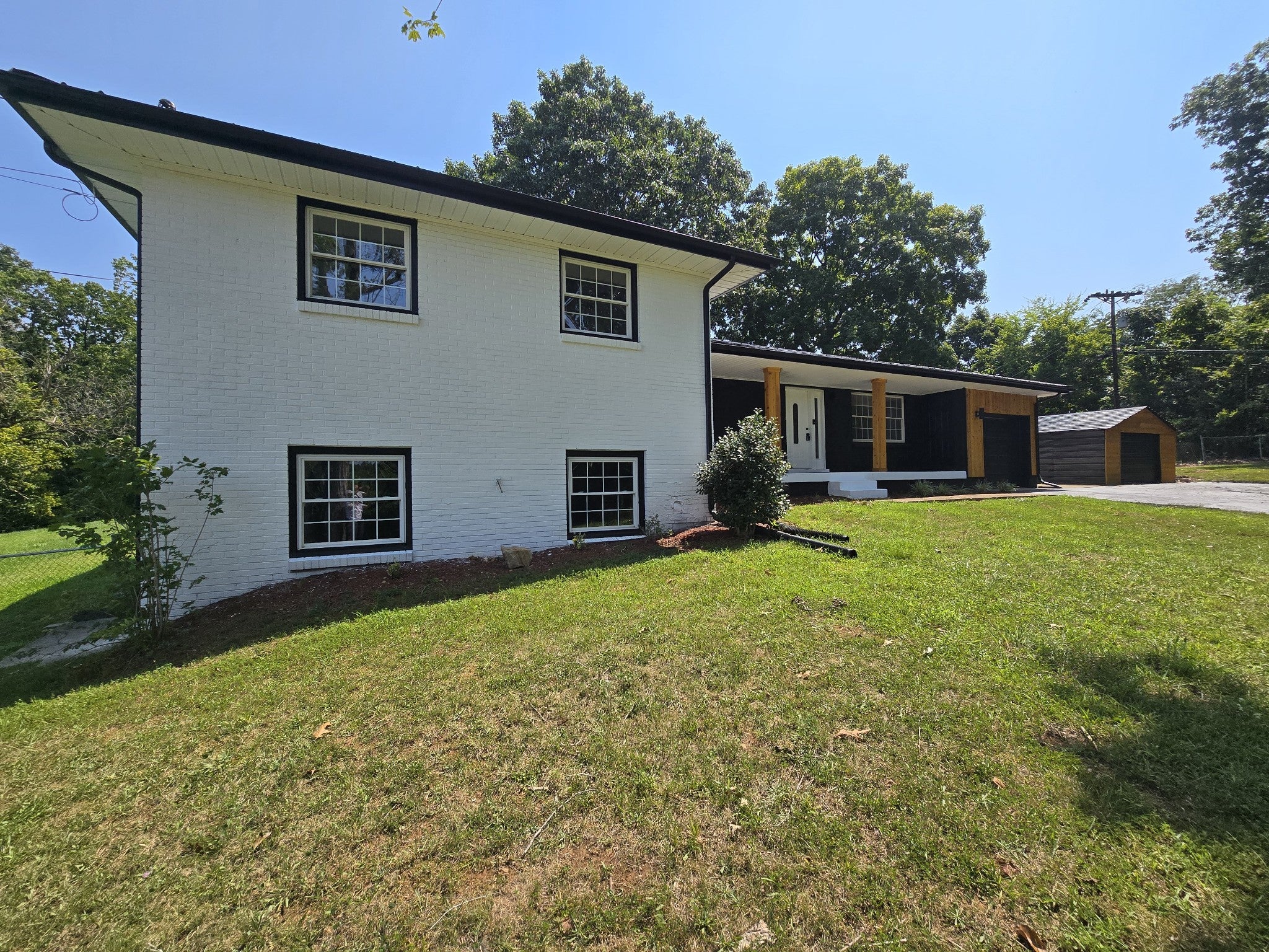 1787 W Elmwood Rd