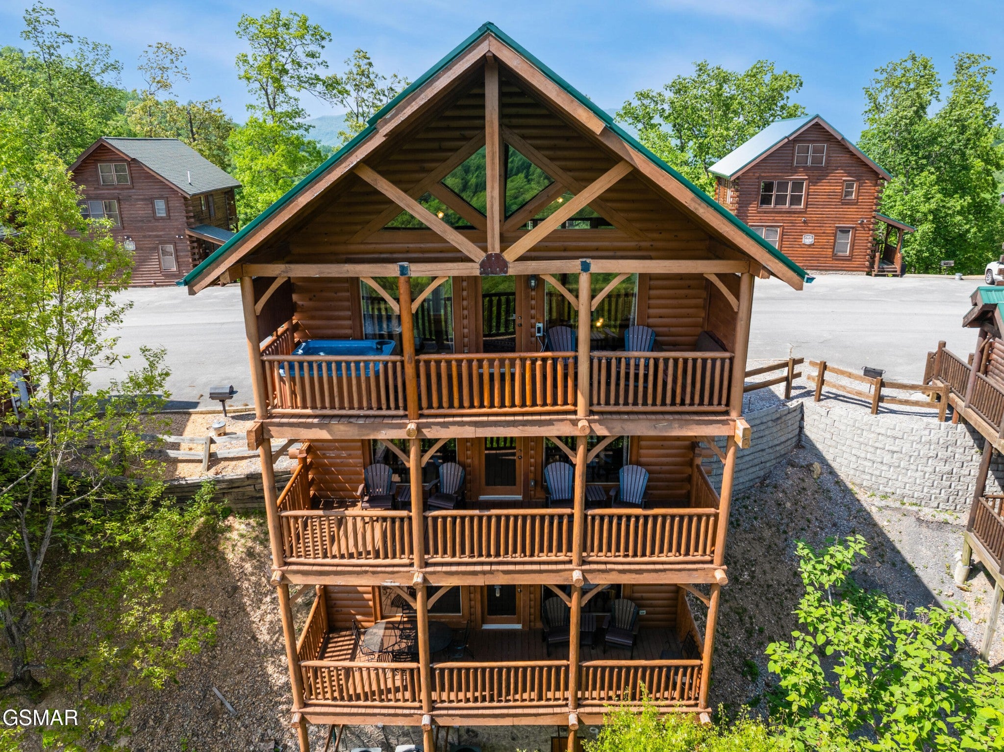 2828 White Oak Ridge Lane