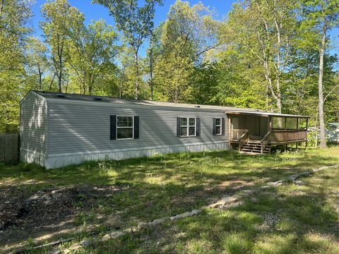 1049 Rodgers Rd Crossville TN 38572