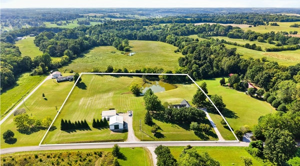 176 MEADOWS RD, PORTLAND, TN 37148 - Image 15edbd7340b3dc027ee56139c6a6f736/4031654556