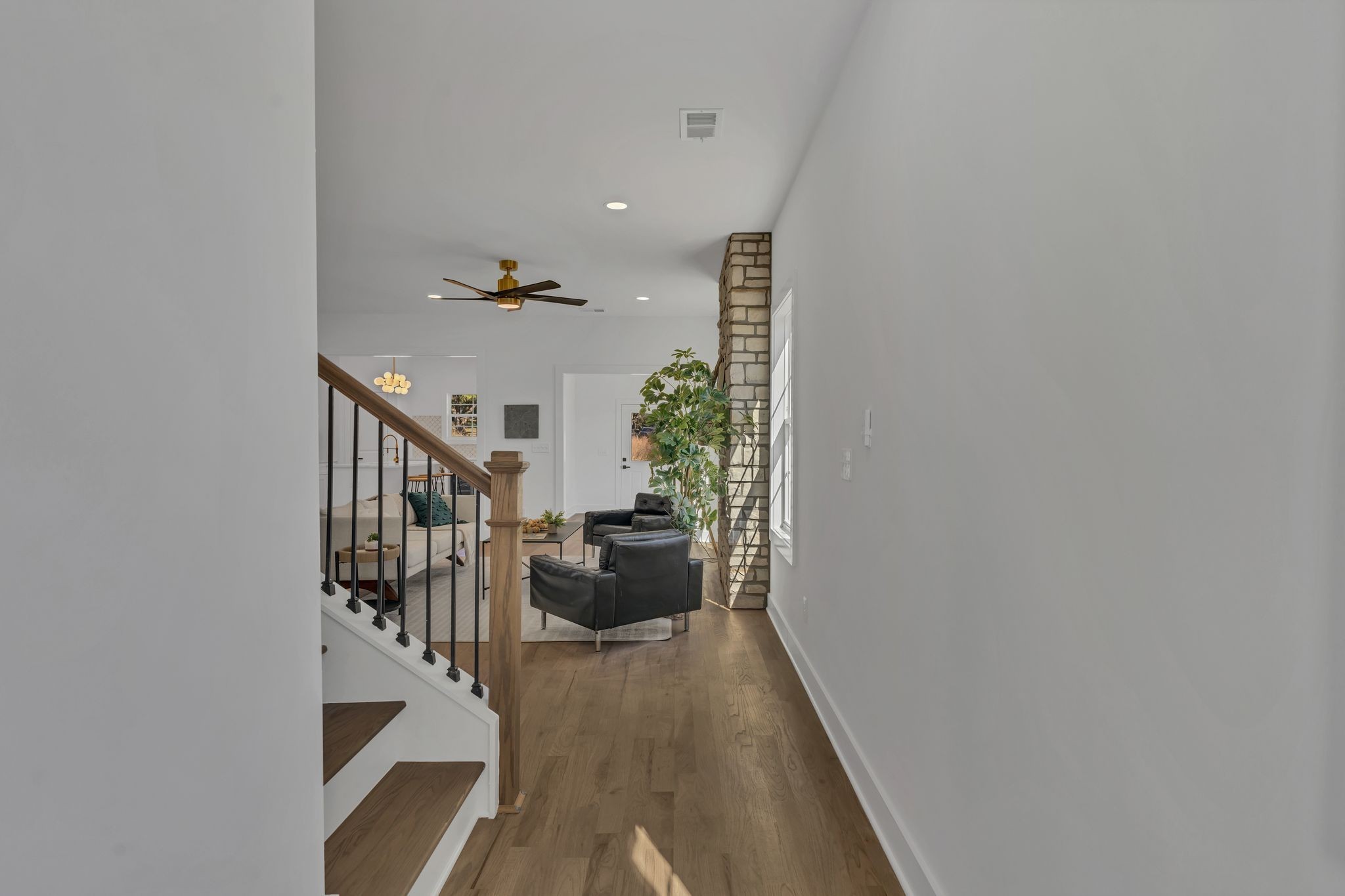 208 Eisenhower Dr