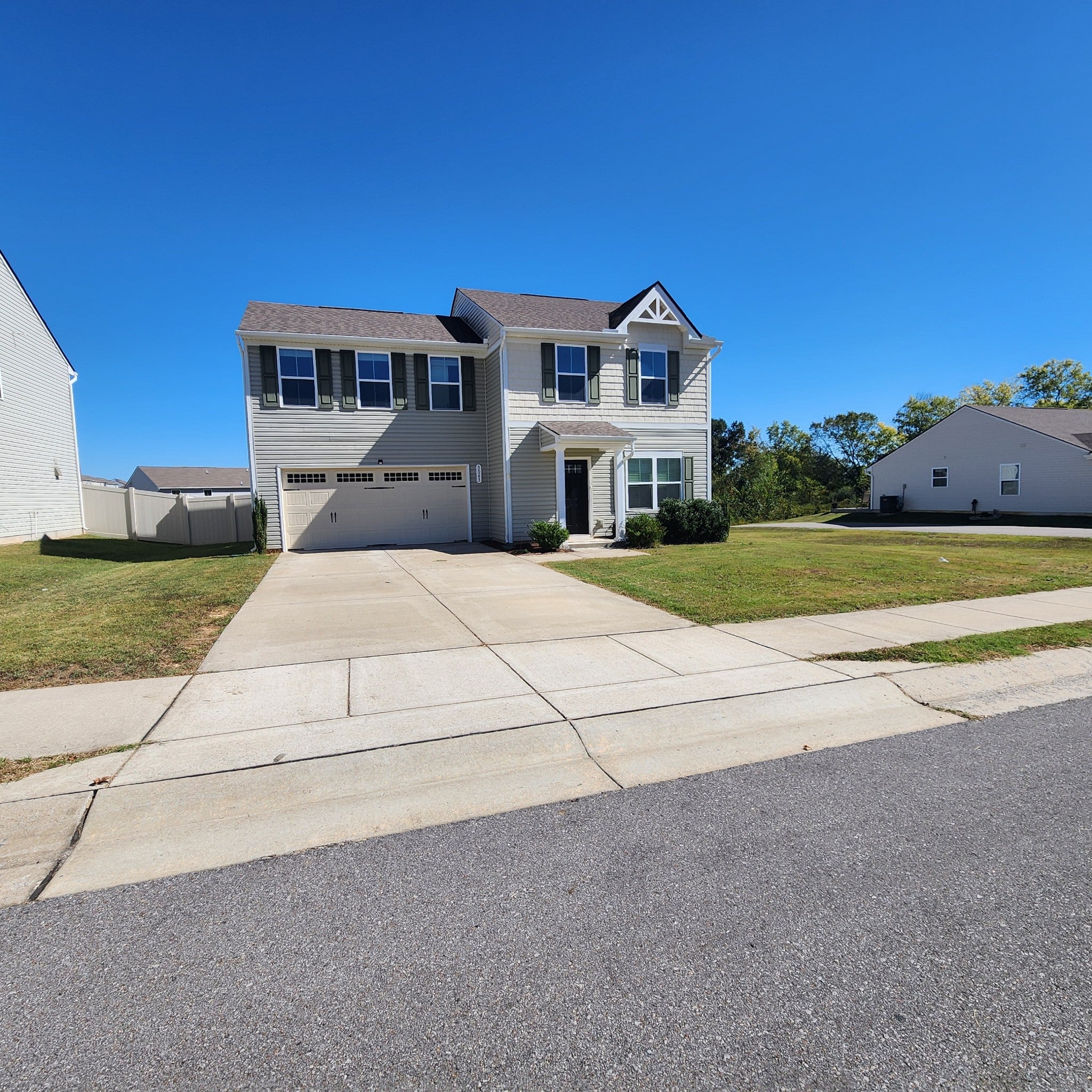3043 Dartmoor Pl