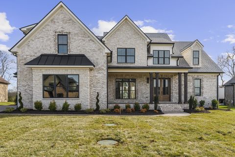 4606 Pat Nixon Ct #33 Murfreesboro TN 37130