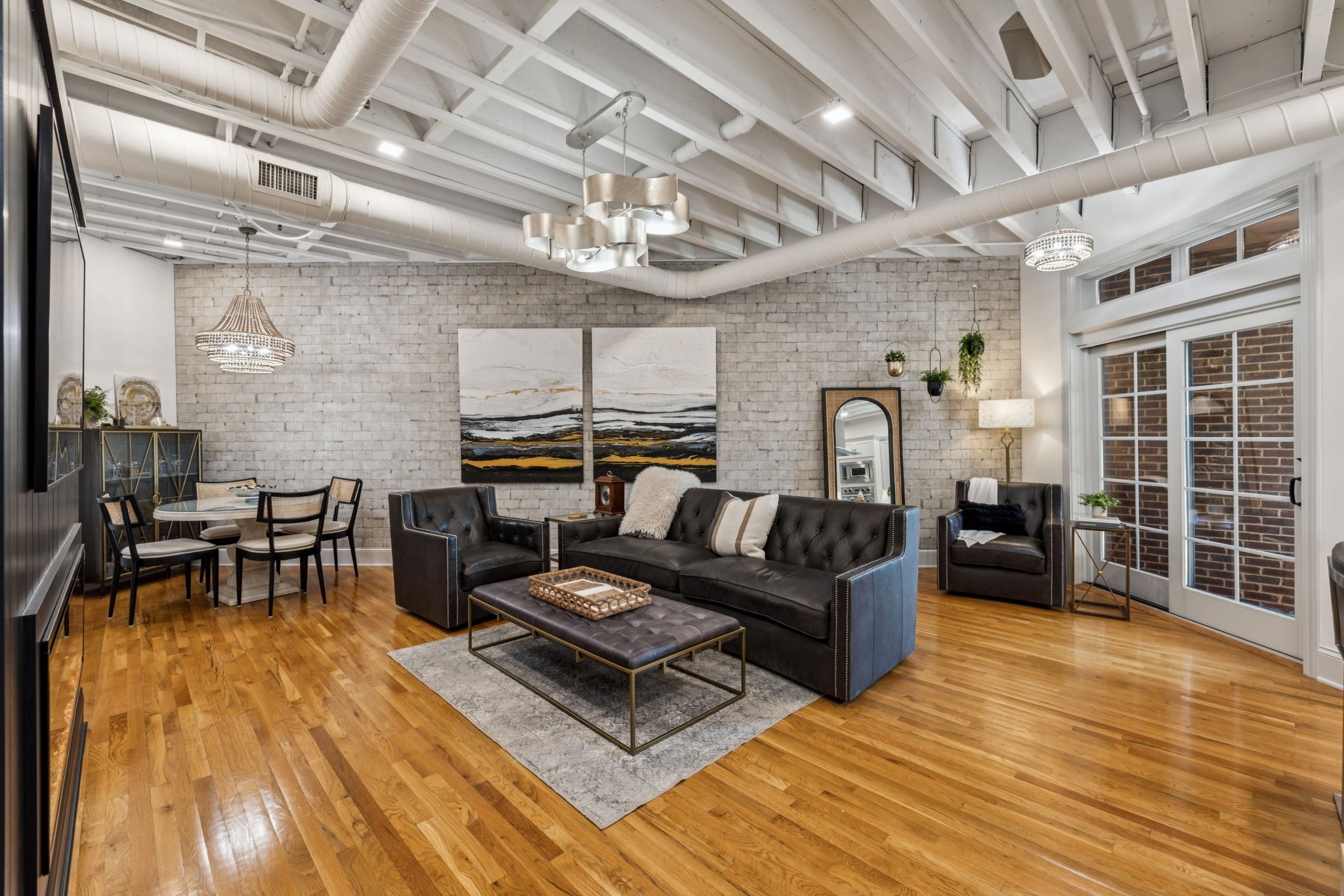 320 Liberty Pike 205
