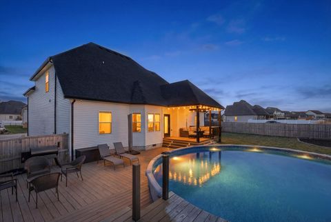 3849 Maliki Dr Clarksville TN 37042