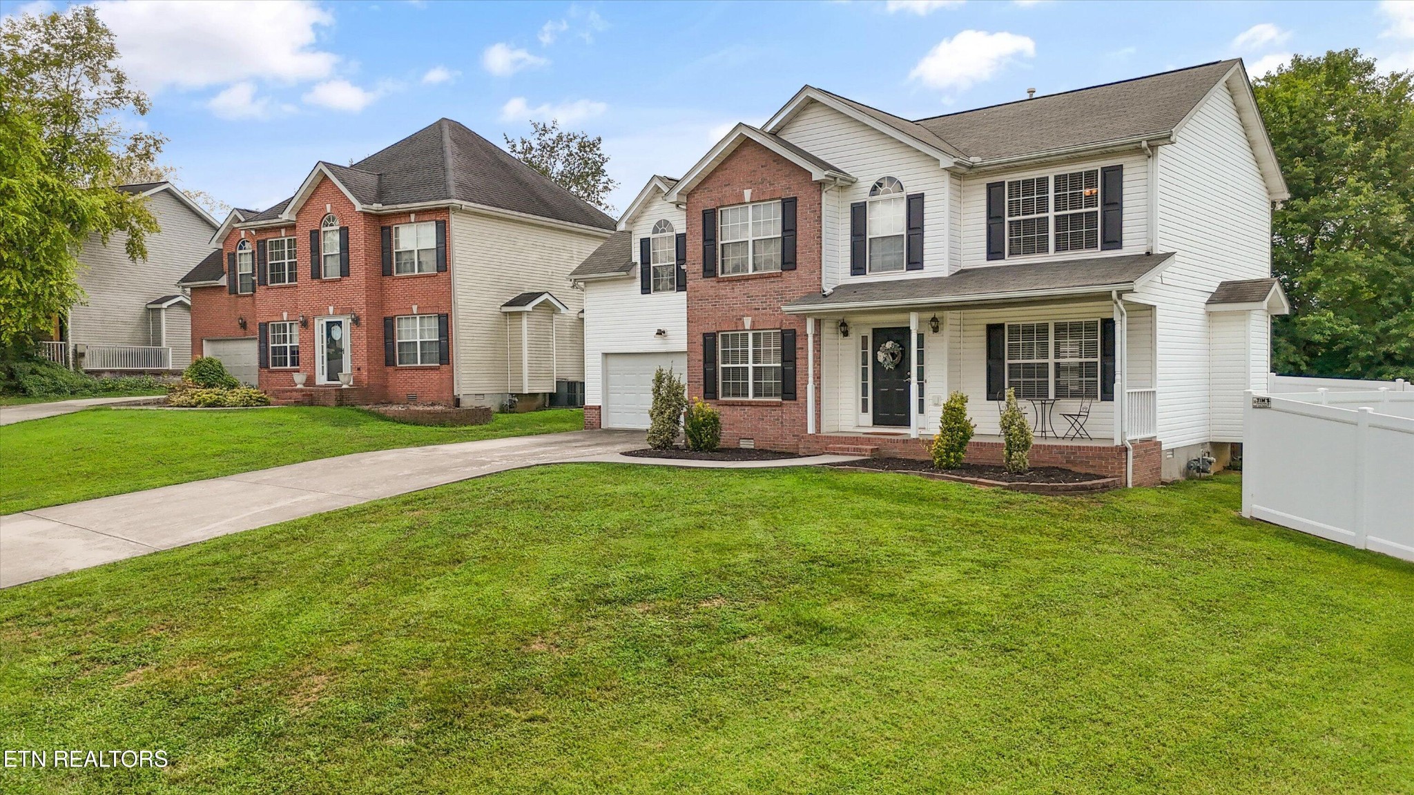 2437 Fernbank Rd