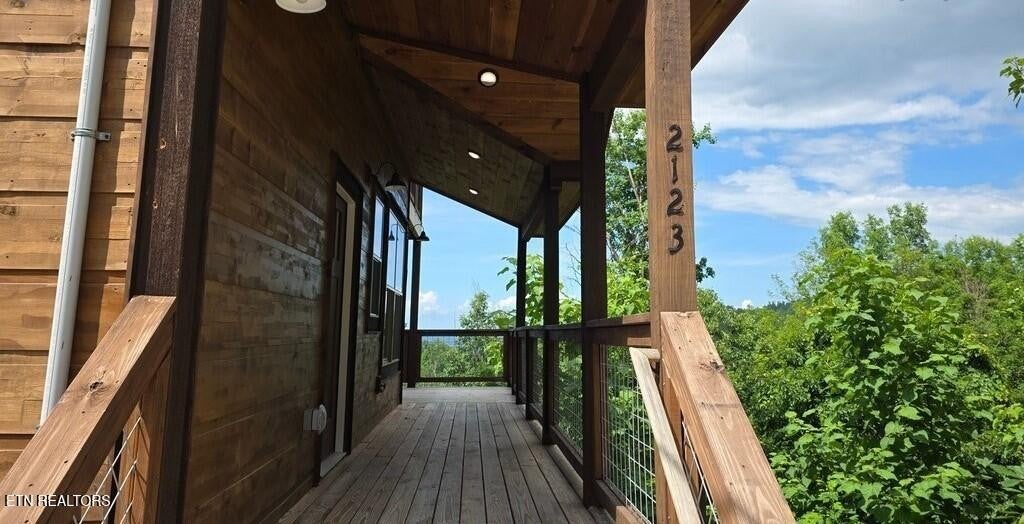 2123 Windy Lane
