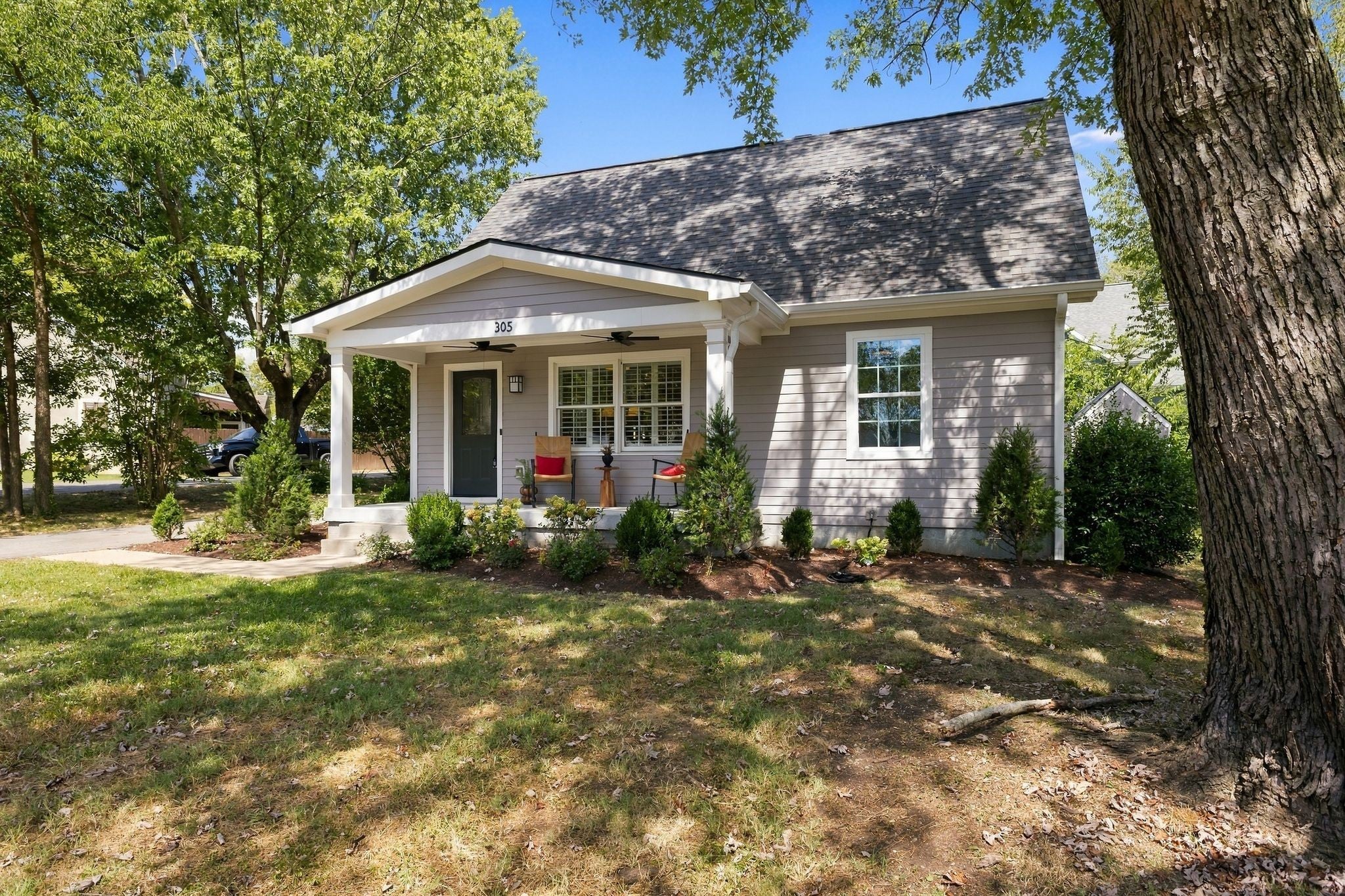 305 Mercury Dr
