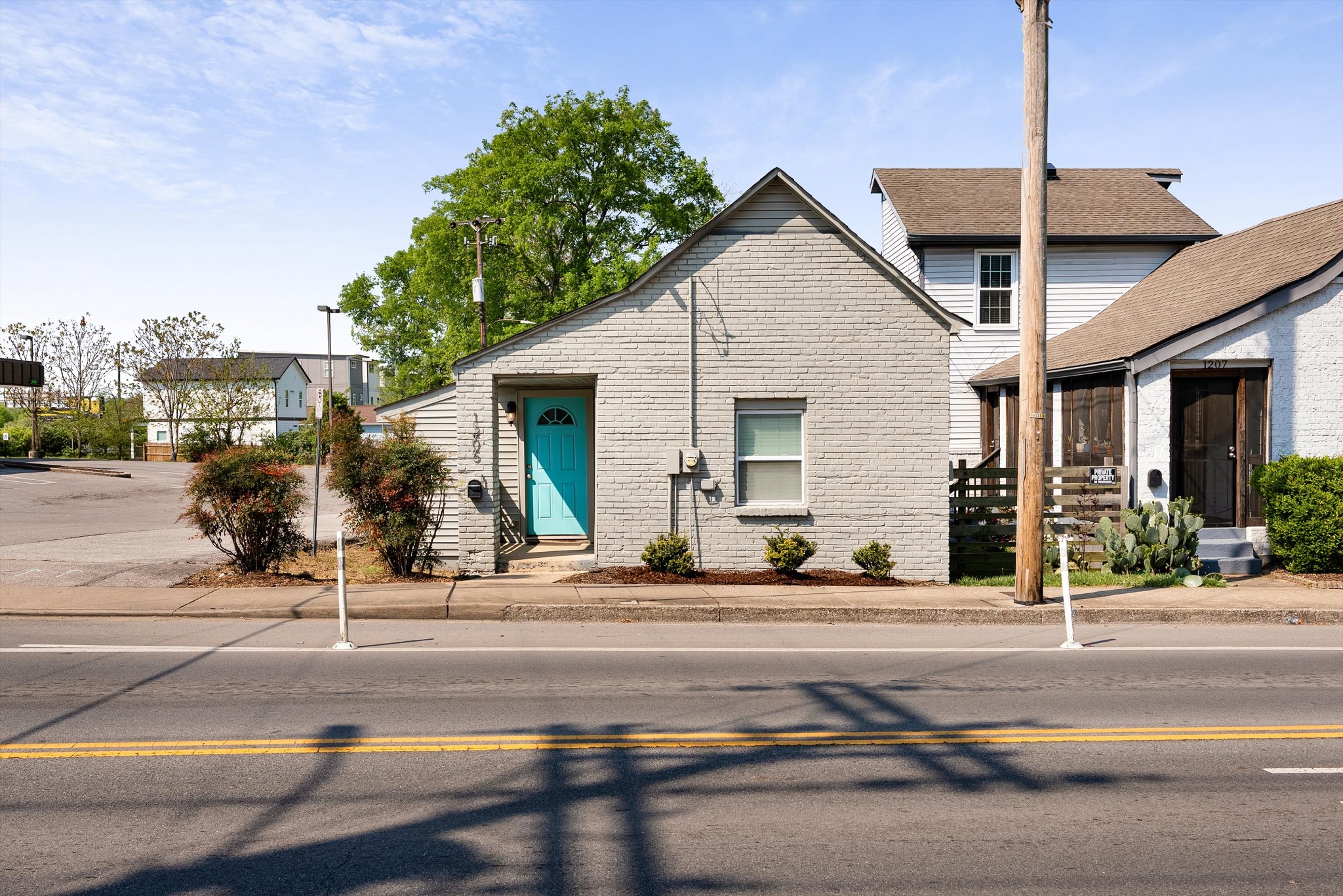 Photo 1 of 34 — 1205 Dr DB Todd Jr Blvd, Nashville, TN 37208