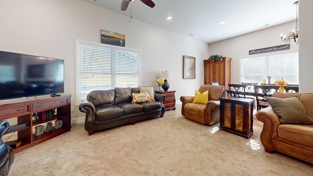 3075 Bennett Rd