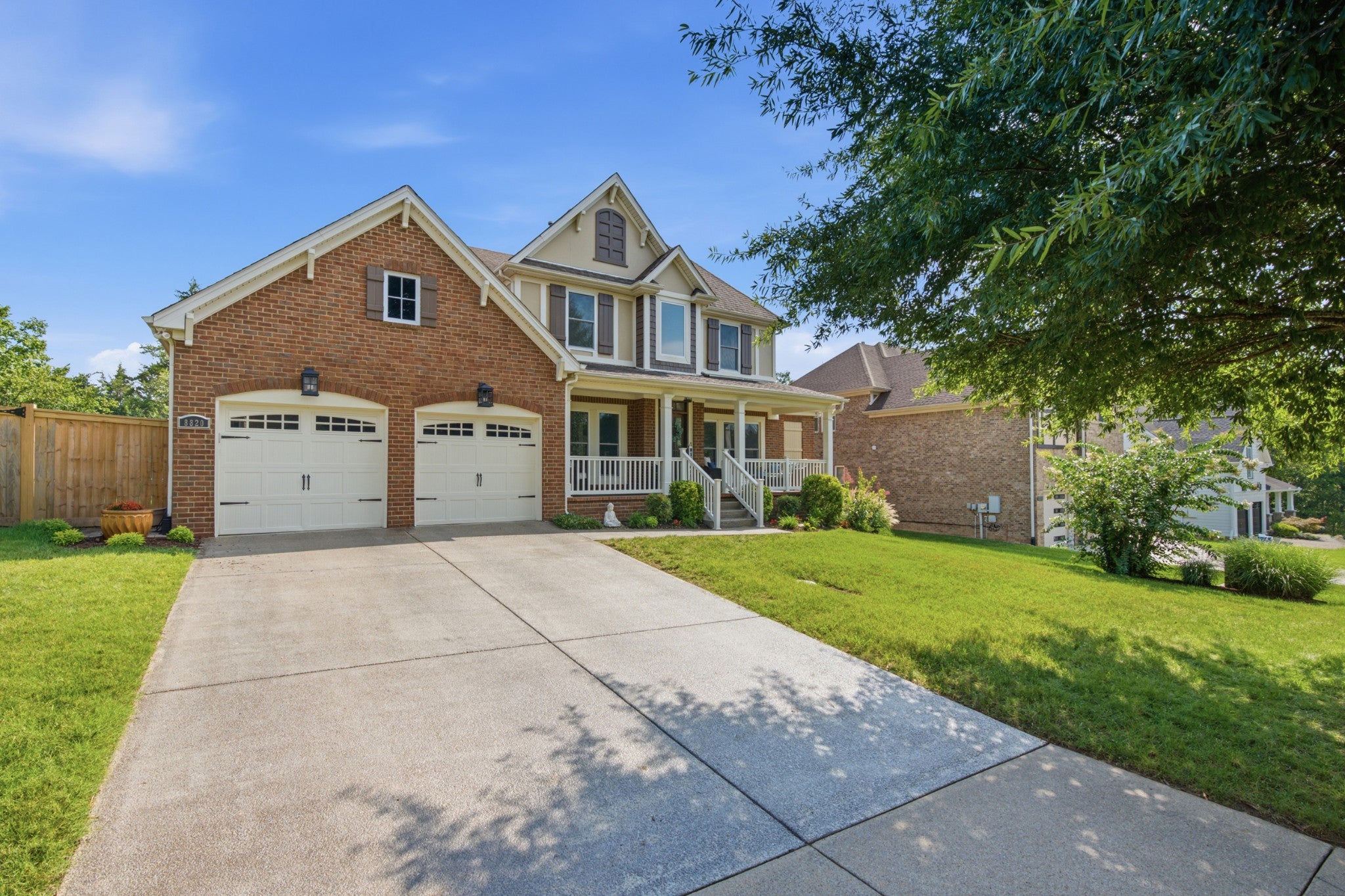 8820 Caswick Ct