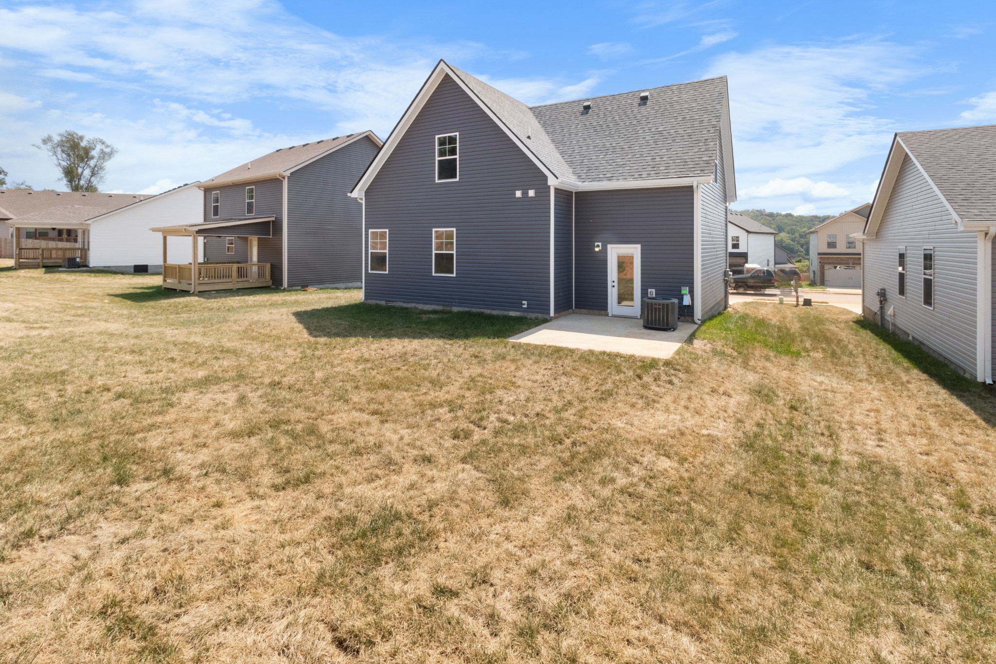 Clarksville, Tennessee 37040, United States, 3 Bedrooms Bedrooms, ,3 BathroomsBathrooms,Residential,Active,58308