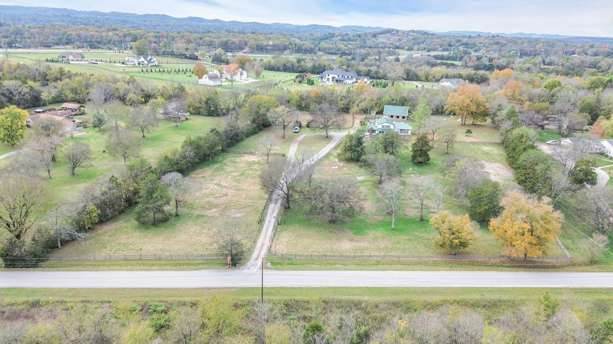 921 Hickory Hills Dr
