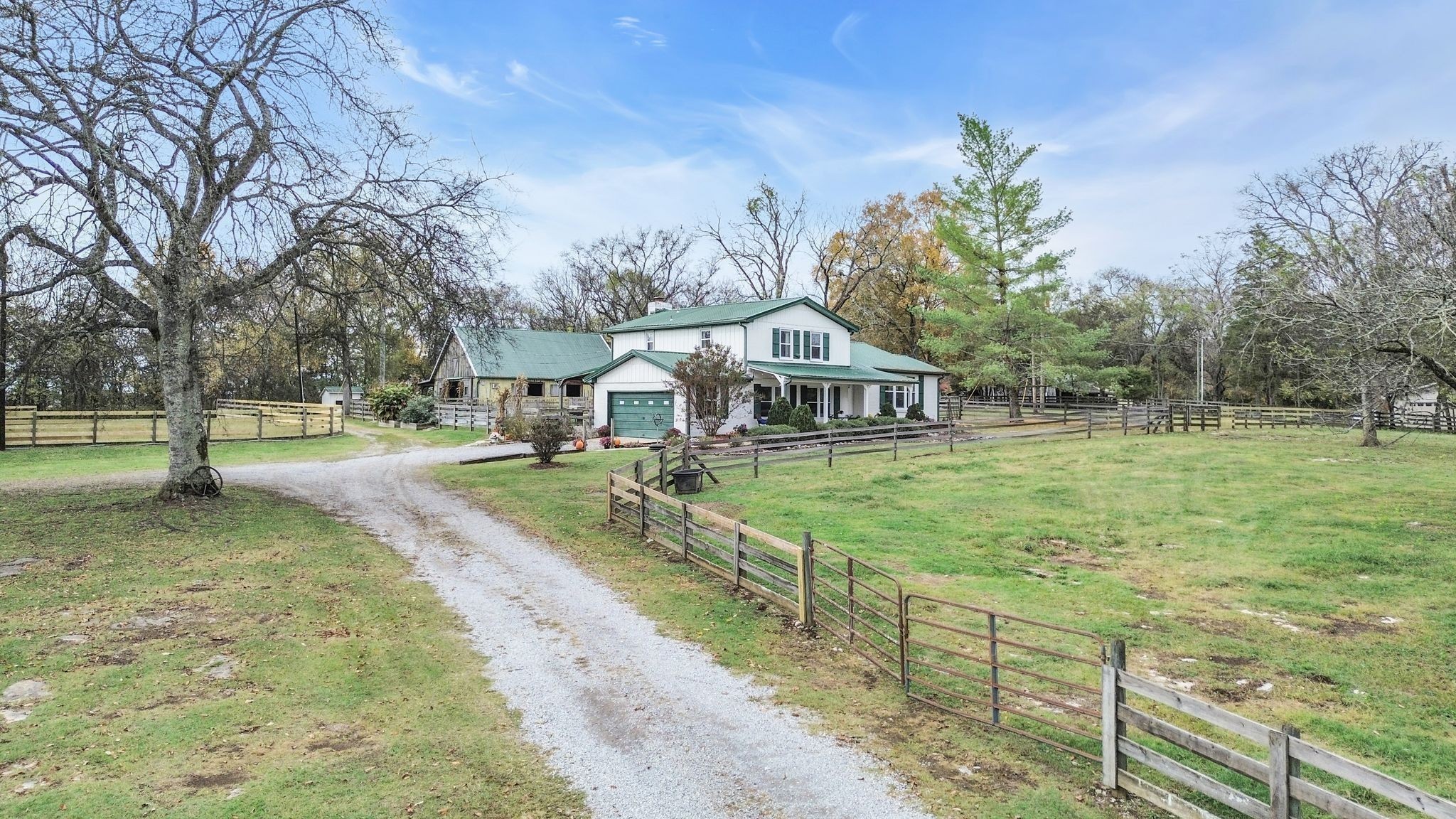 921 Hickory Hills Dr
