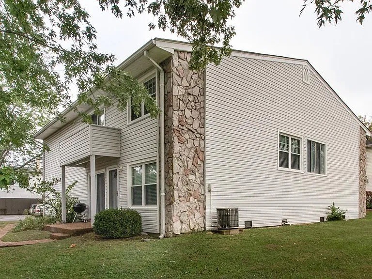 810 Bellevue Rd 218