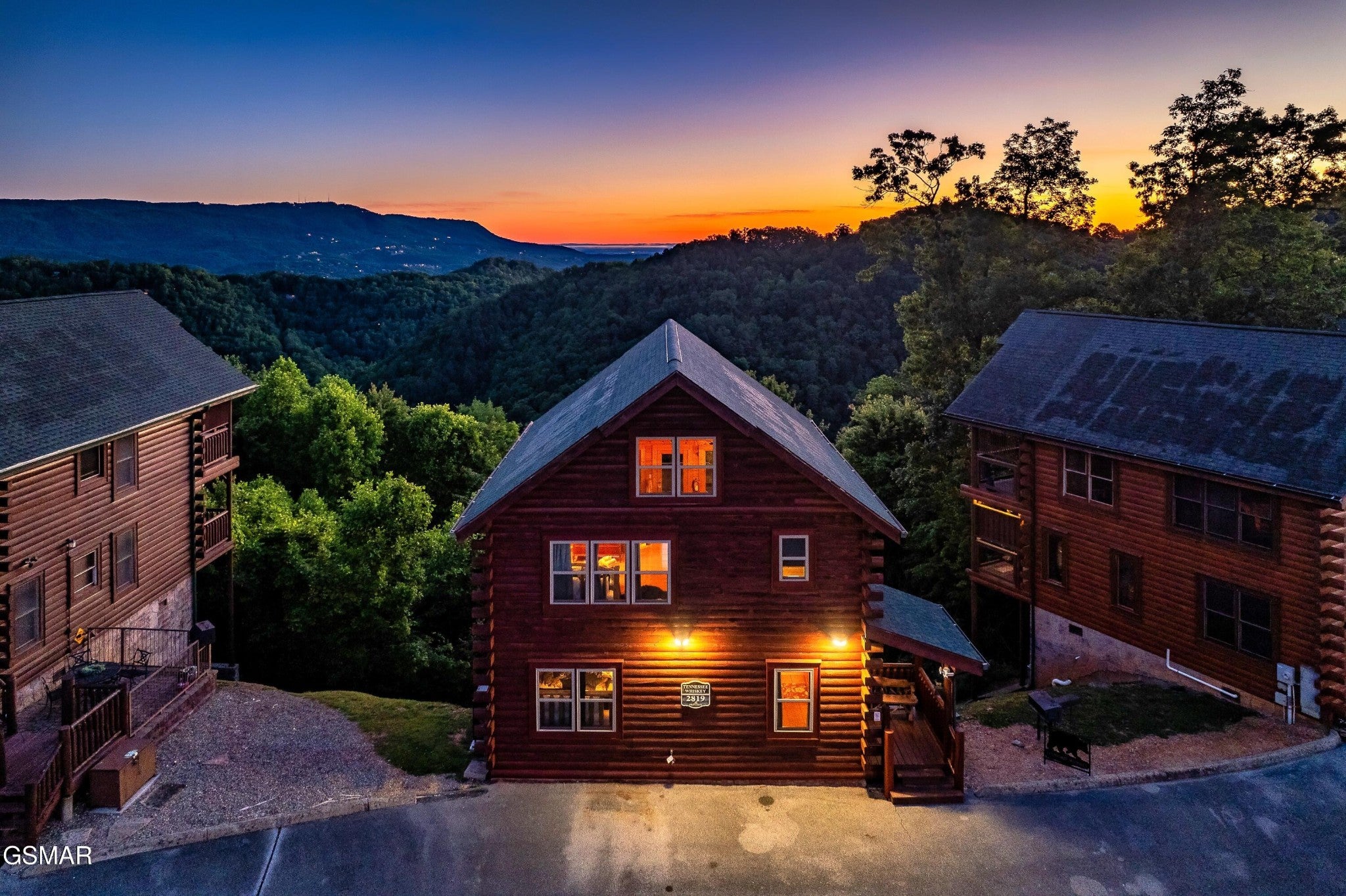 2819 White Oak Ridge Lane