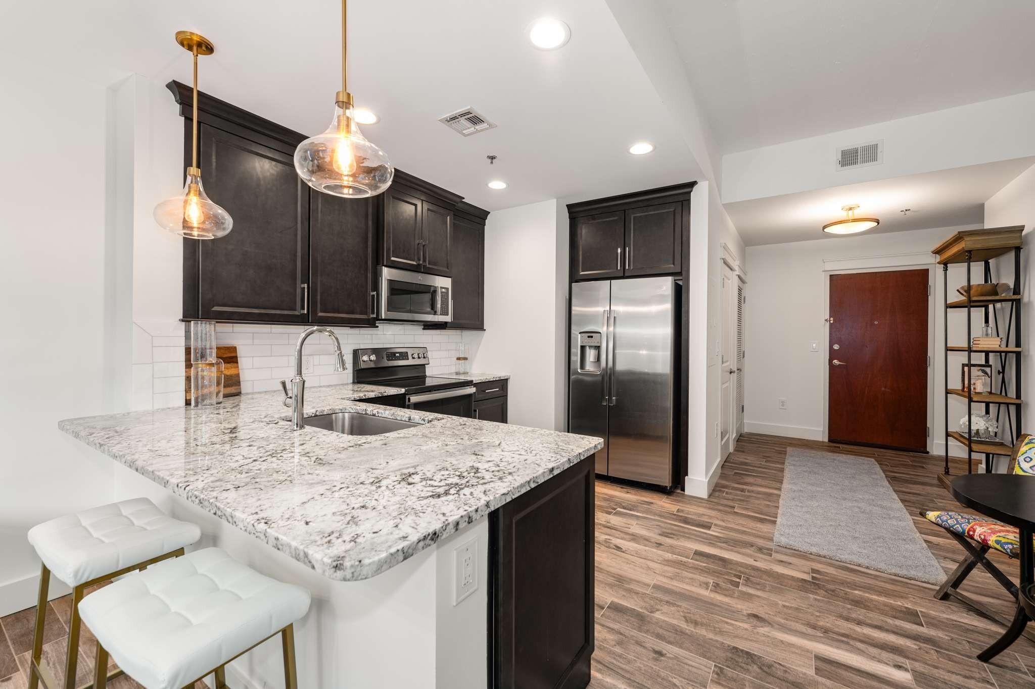 301 Demonbreun St 920