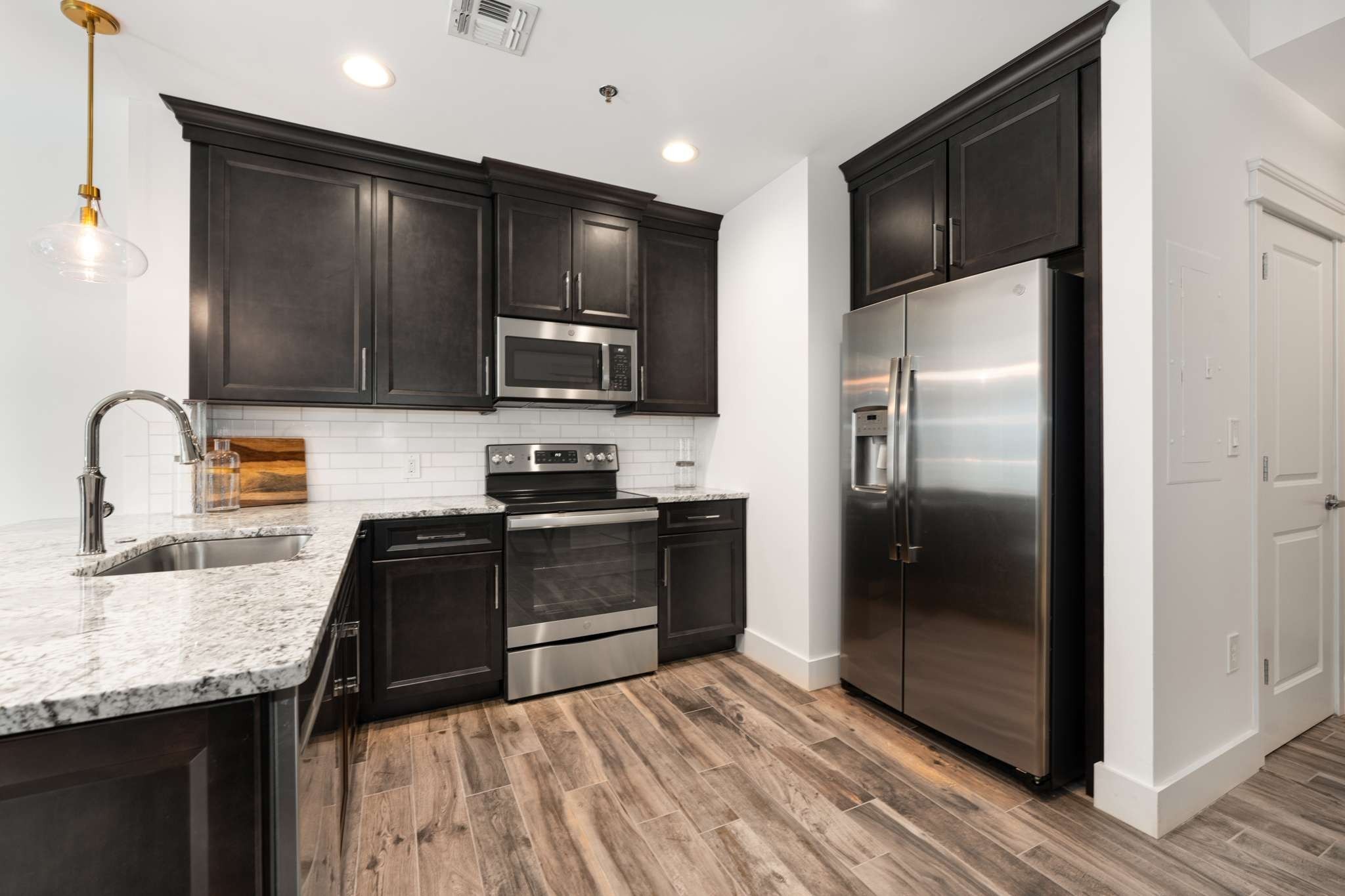 301 Demonbreun St 920