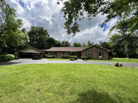 103 Colwell Ln Manchester TN 37355
