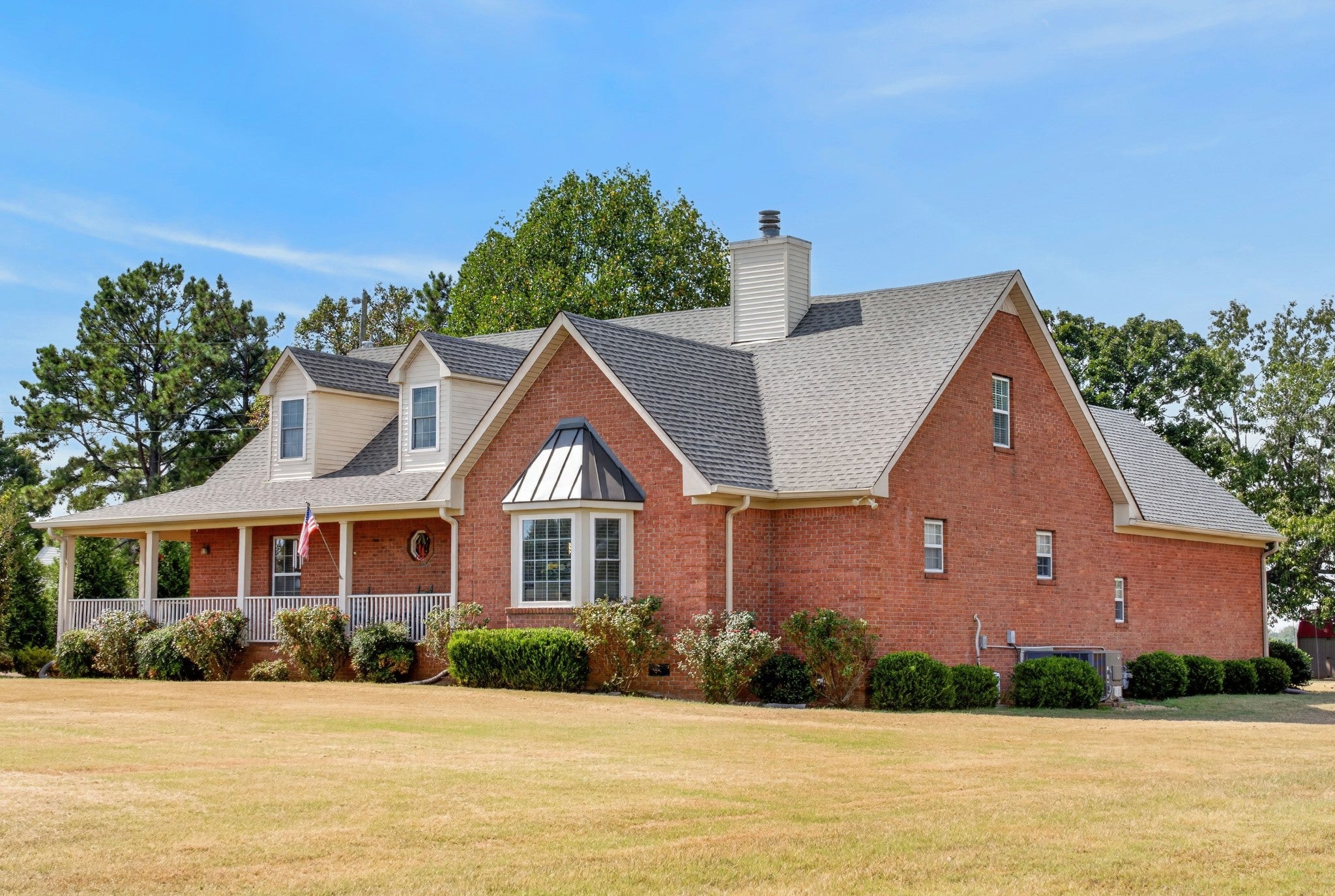 106 Ewing Dr