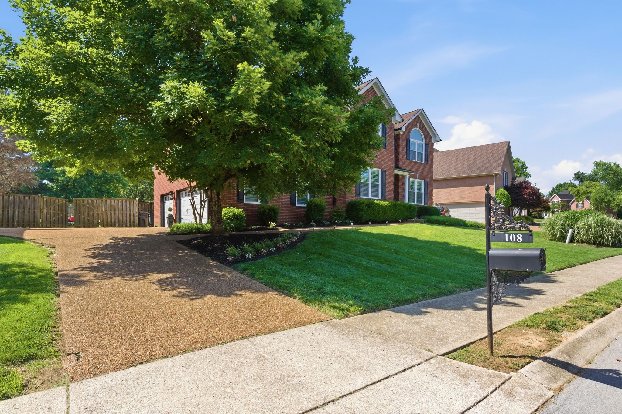 108 Crooked Creek  Ln
