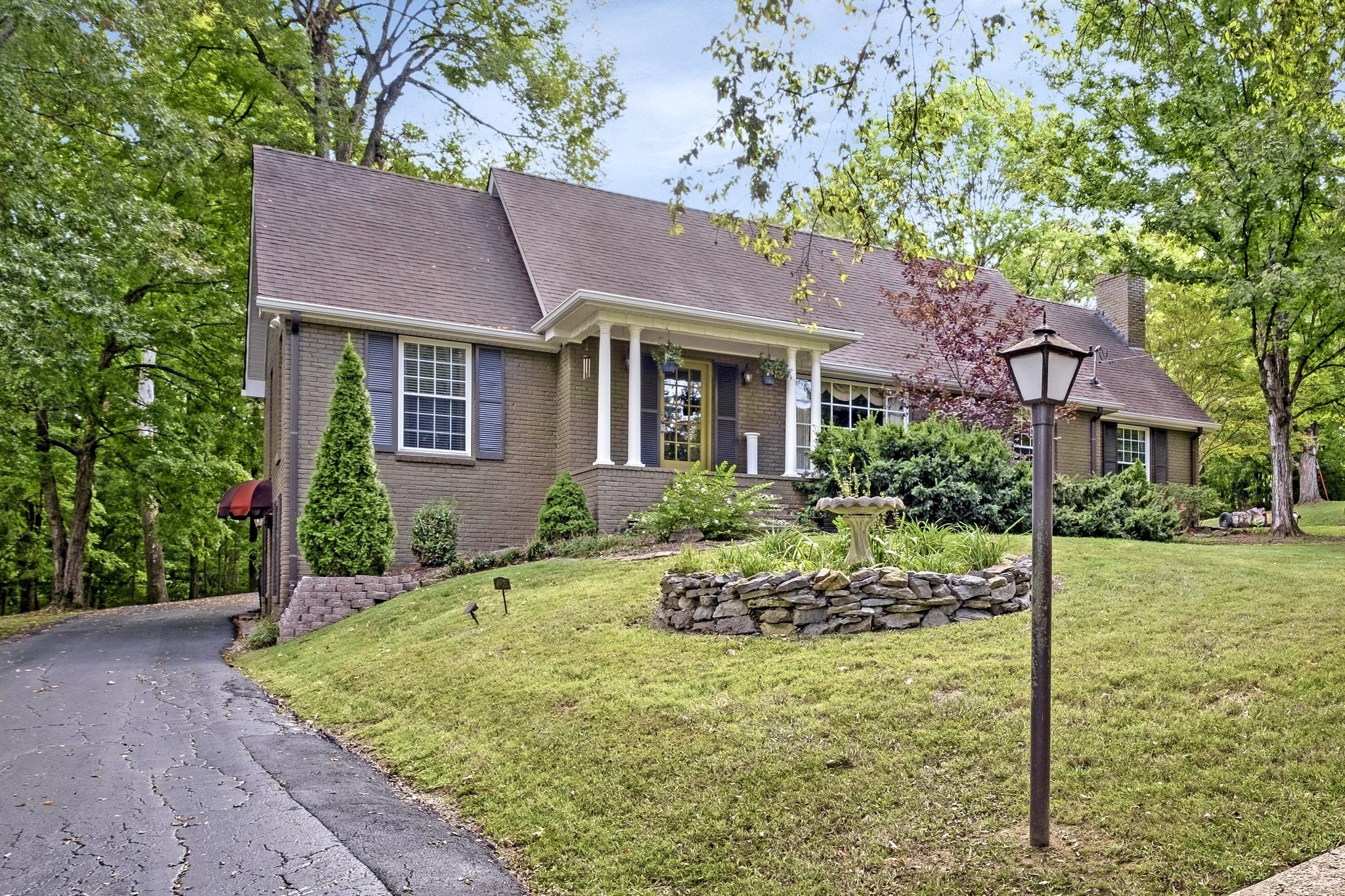 409 Cunniff Pkwy